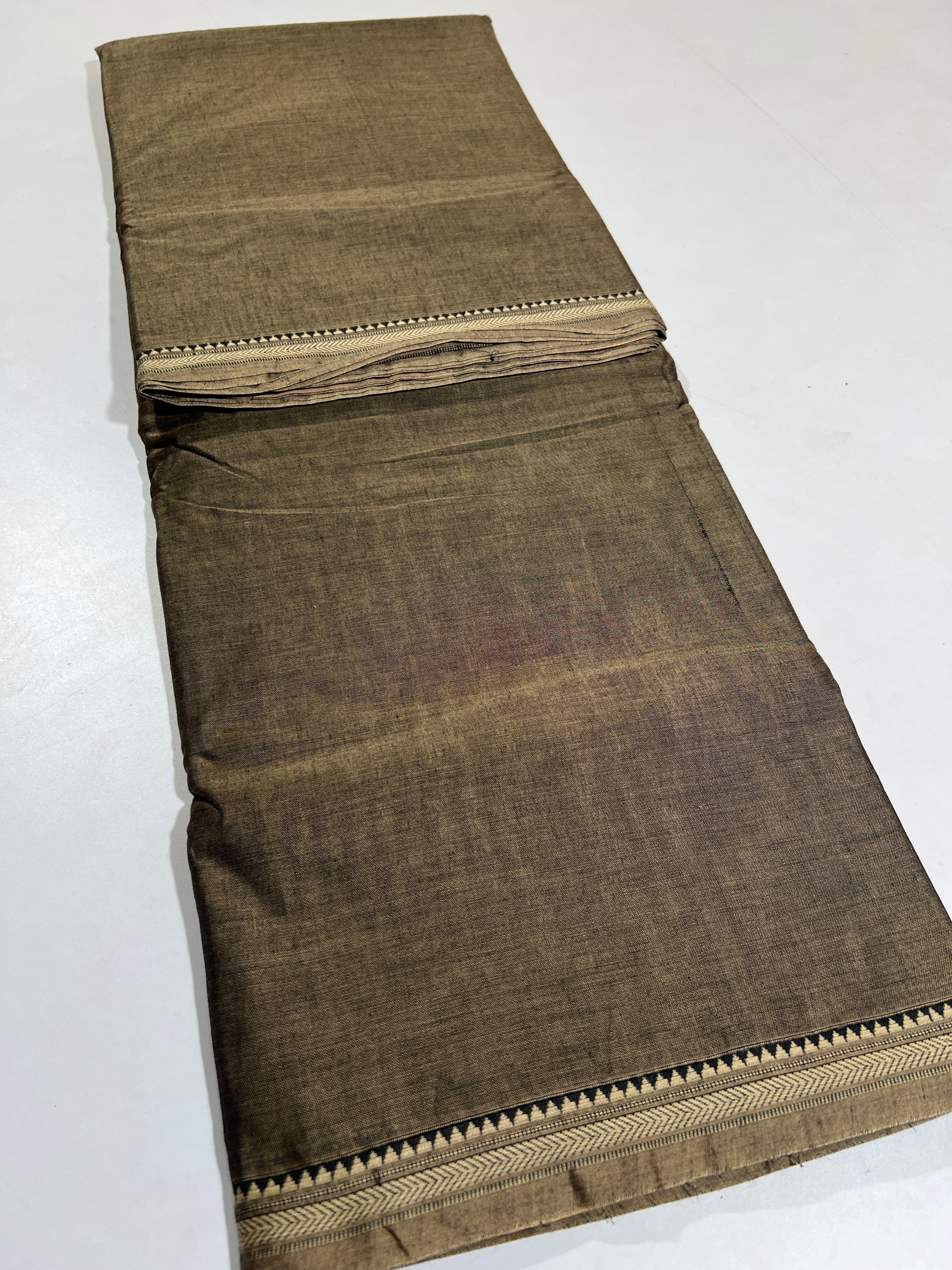 GRAY- NARAYANPETA COTTON  SAREE WITH TRADITIONAL BORDER 36