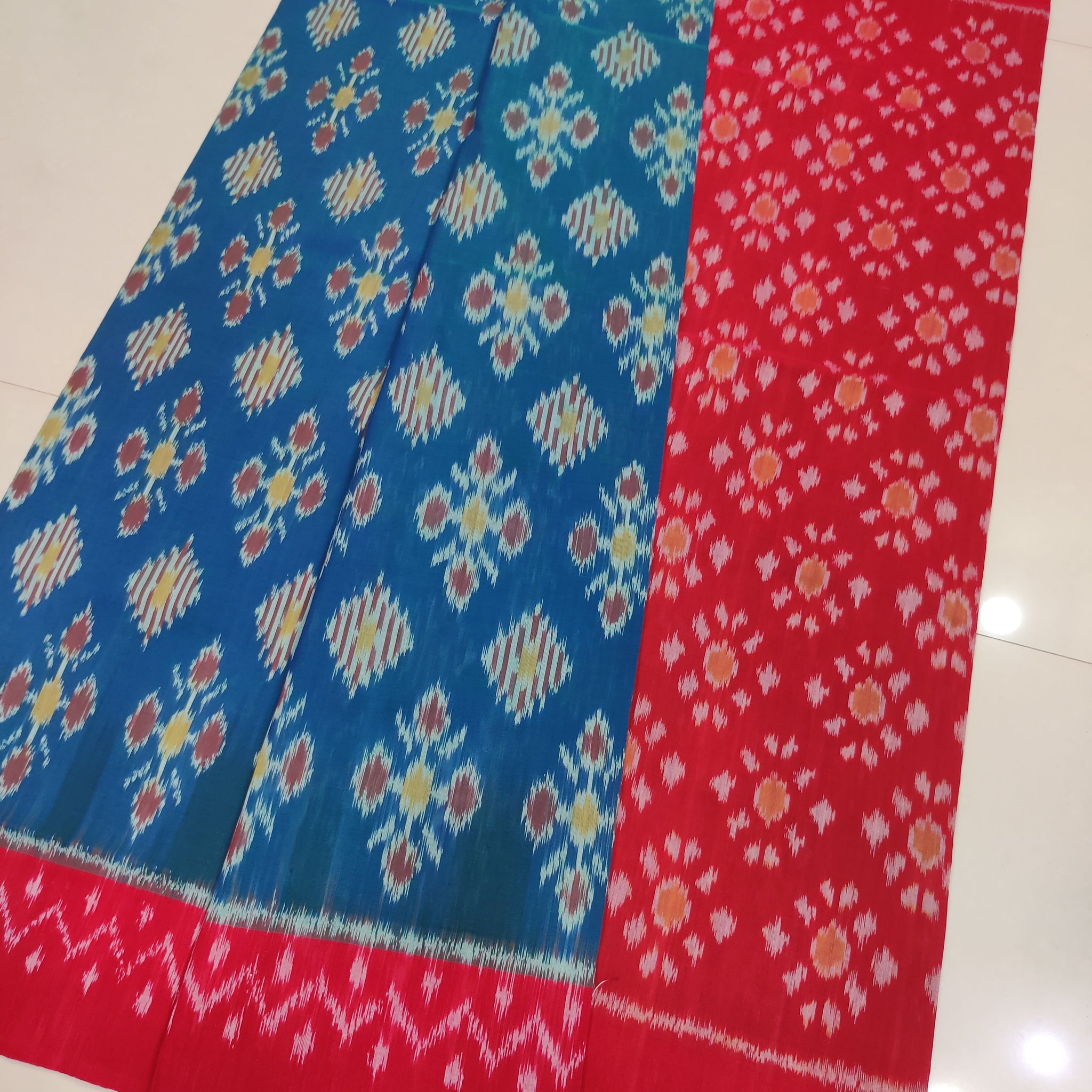 RED- MERCERISED PURE COTTON HANDLOOM POCHAMPALLY IKAT SAREE 104