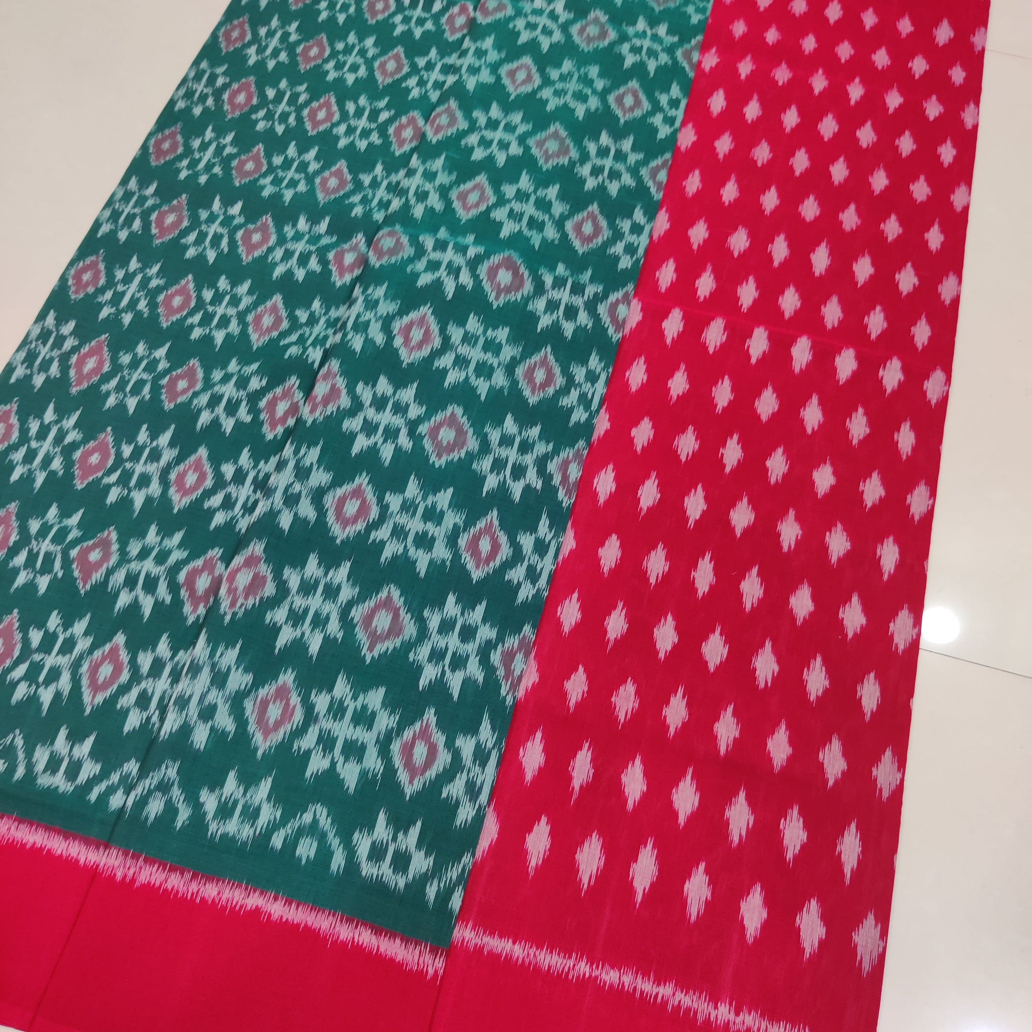 RED- MERCERISED PURE COTTON HANDLOOM POCHAMPALLY IKAT SAREE 105