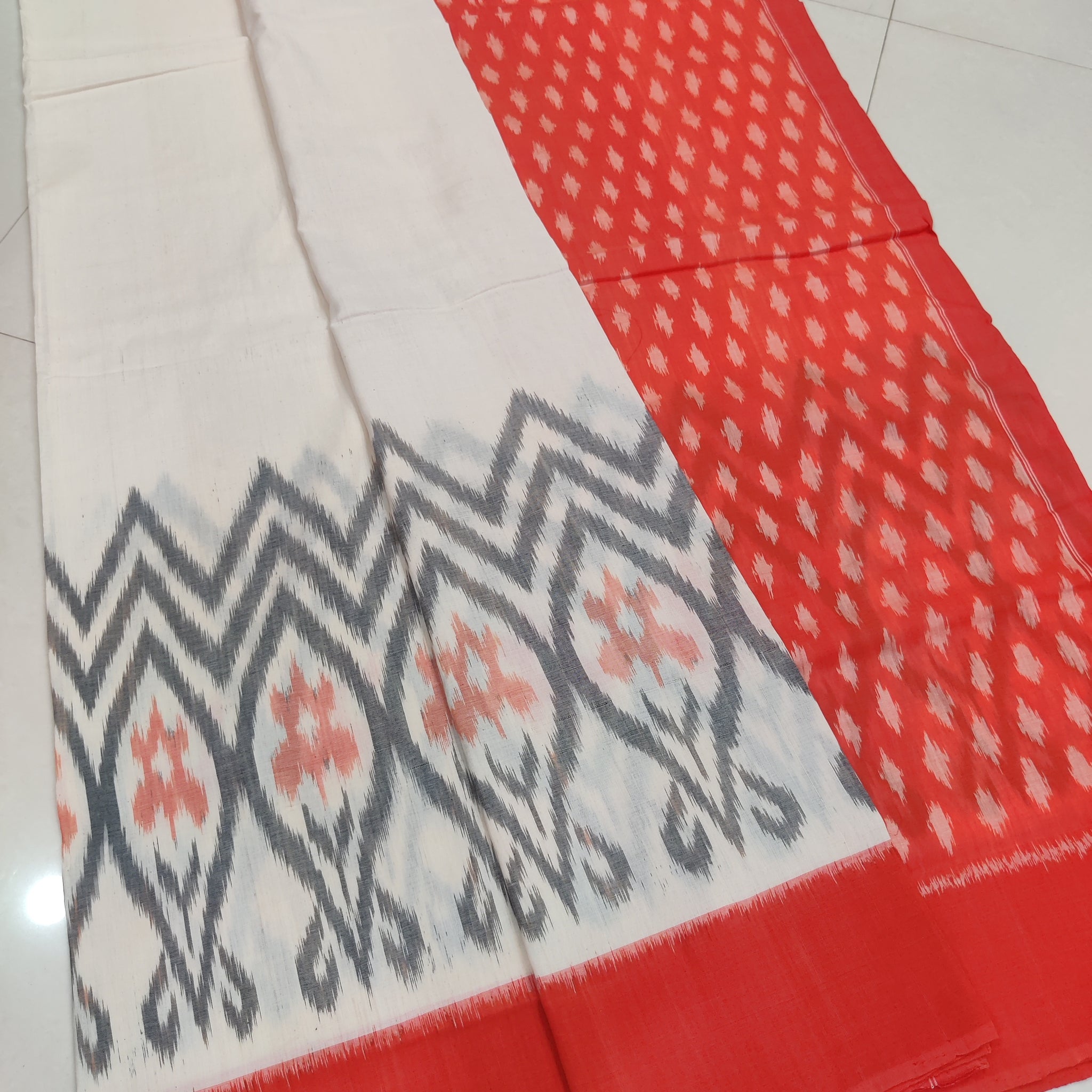 ORANGE - MERCERISED PURE COTTON HANDLOOM POCHAMPALLY IKAT SAREE 76