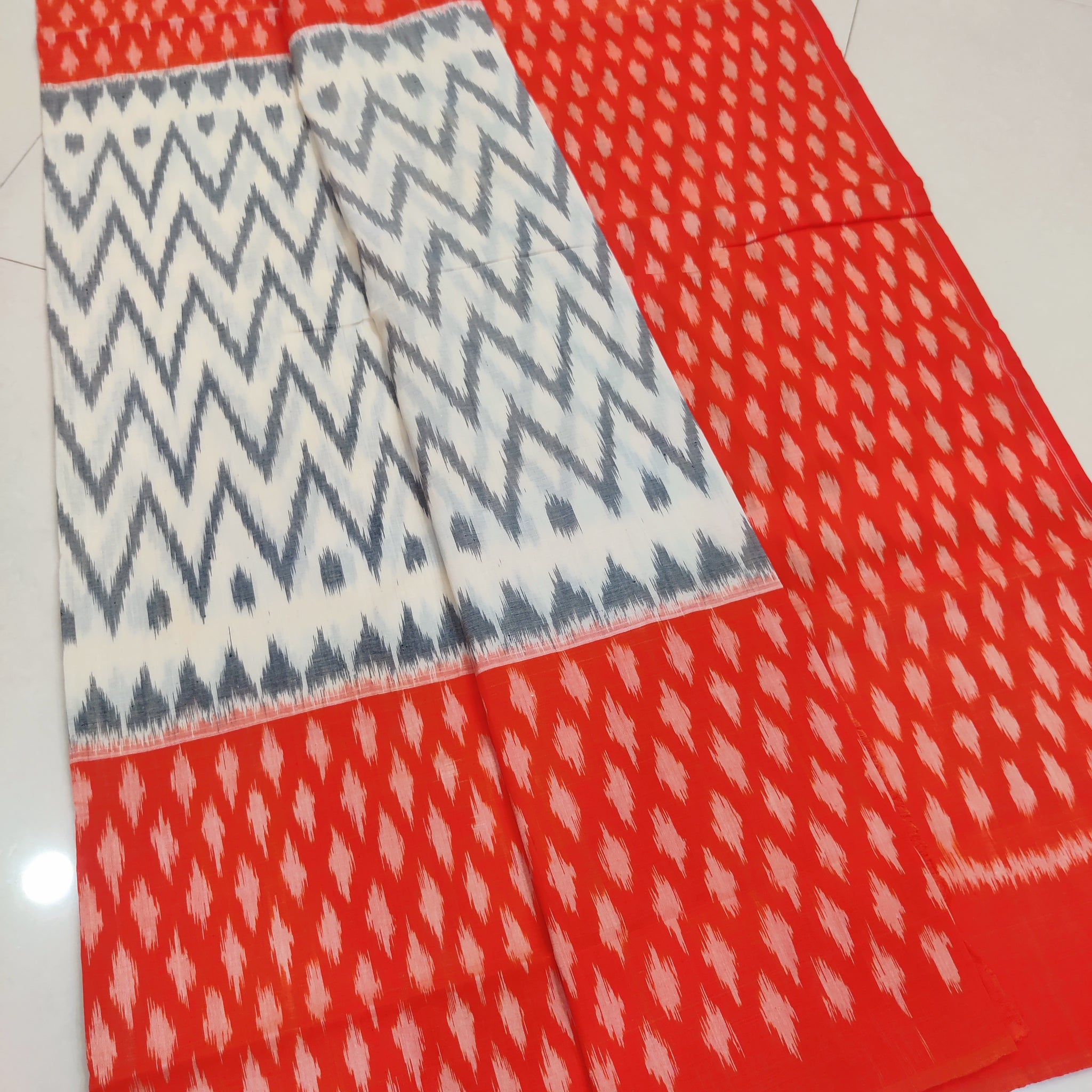 ORANGE - MERCERISED PURE COTTON HANDLOOM POCHAMPALLY IKAT SAREE 79