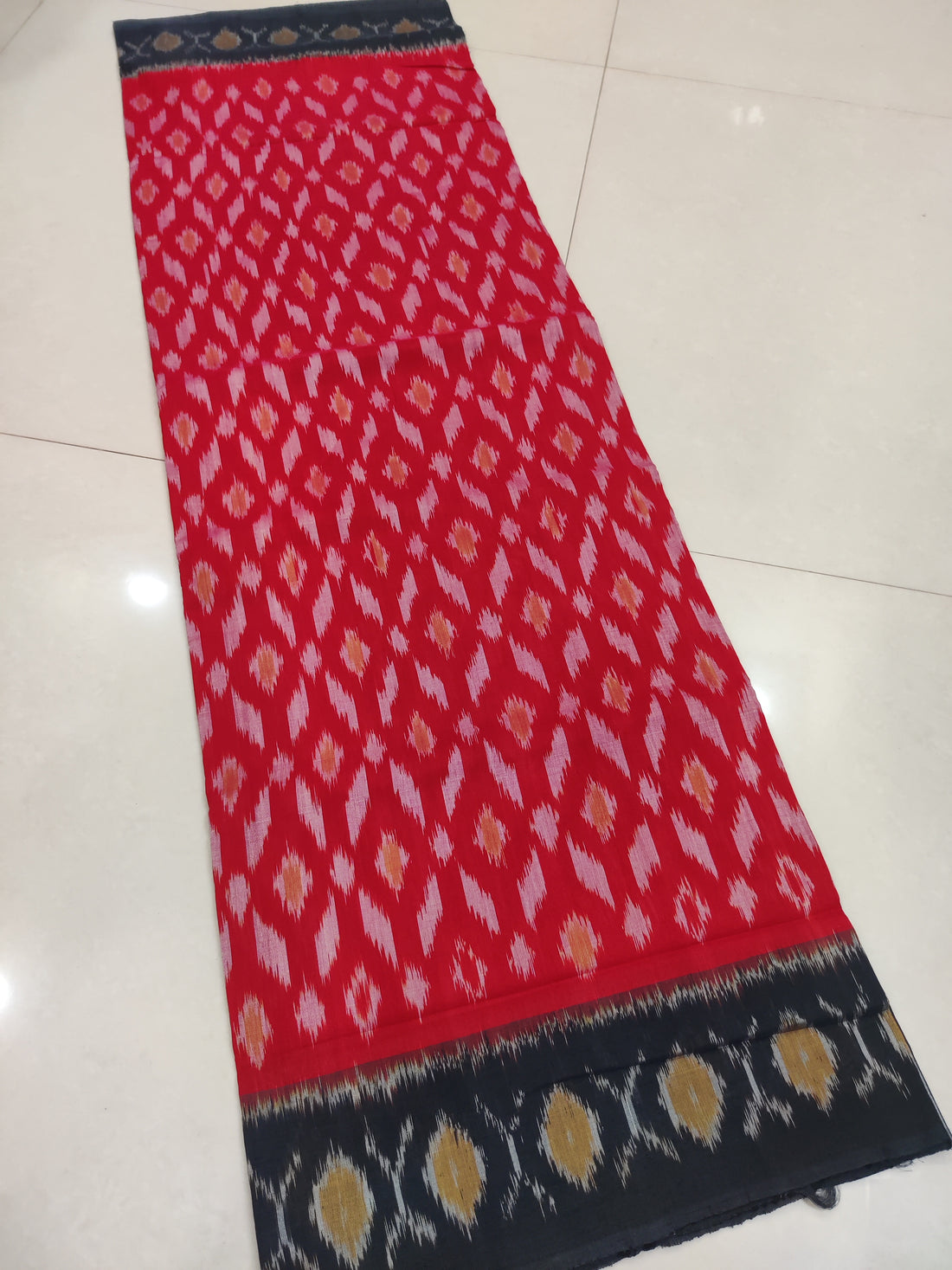 BLACK- MERCERISED PURE COTTON HANDLOOM POCHAMPALLY IKAT SAREE 110