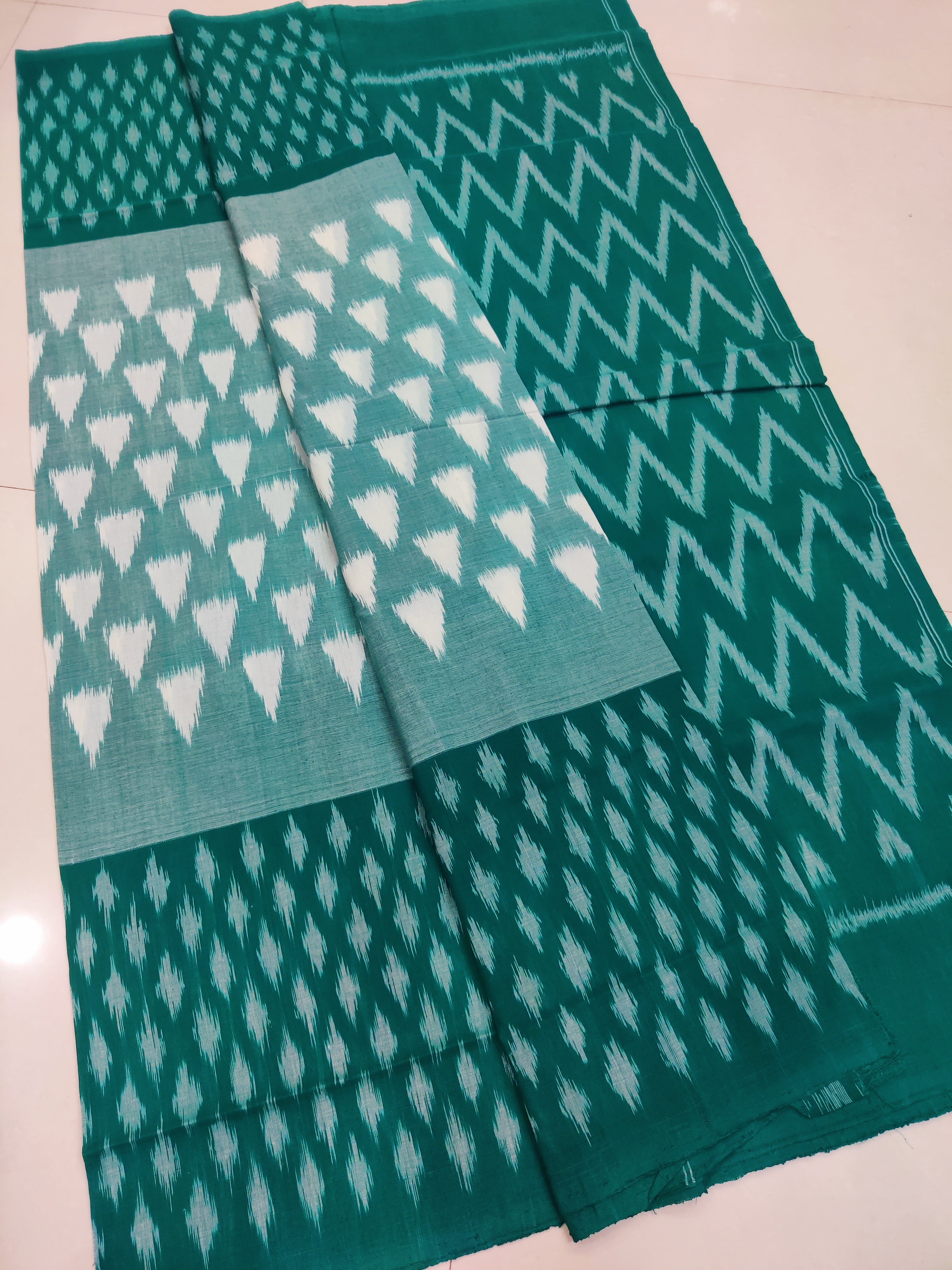 Green - MERCERISED PURE COTTON HANDLOOM POCHAMPALLY IKAT SAREE 32