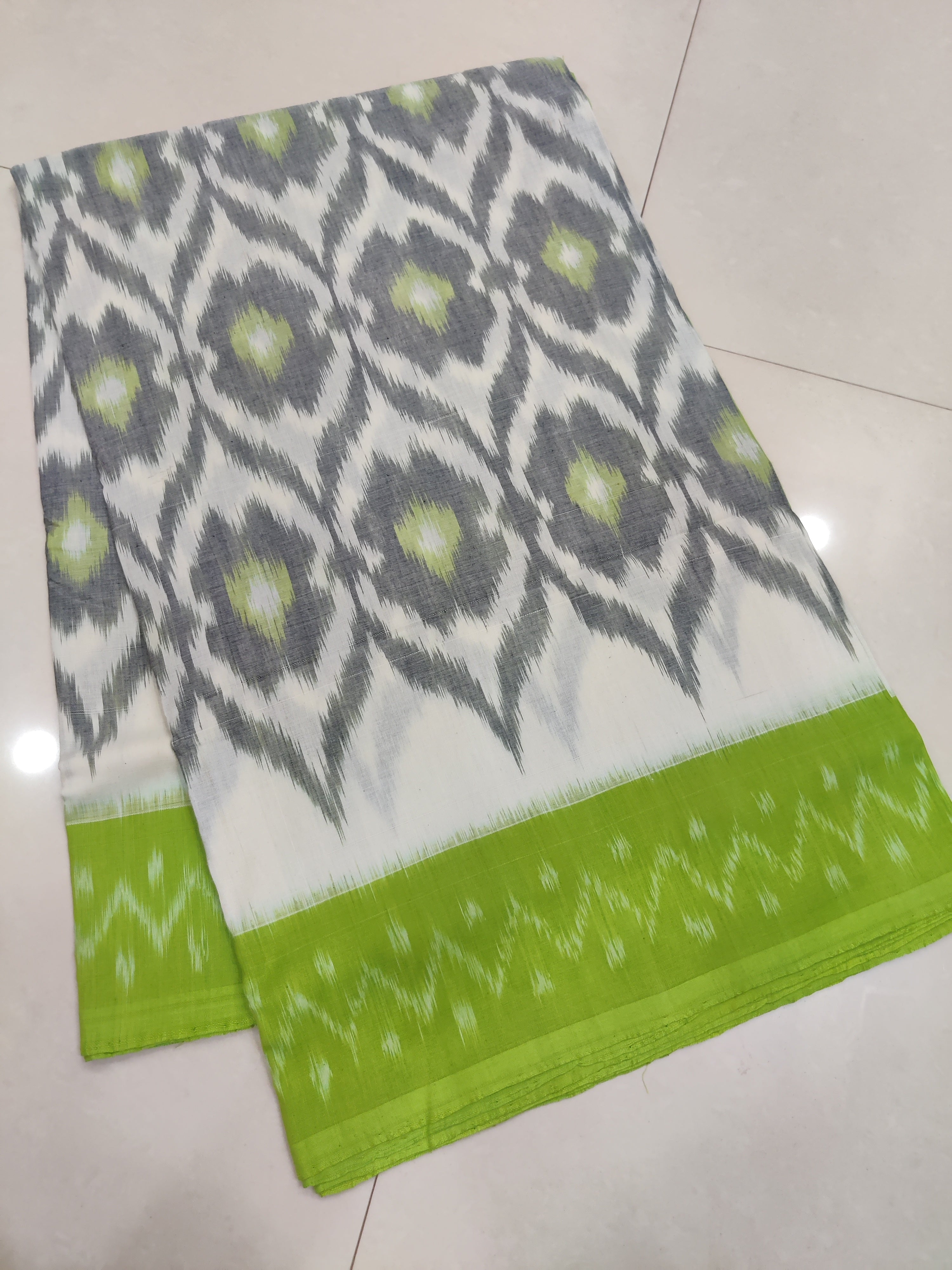 Green - MERCERISED PURE COTTON HANDLOOM POCHAMPALLY IKAT SAREE 33