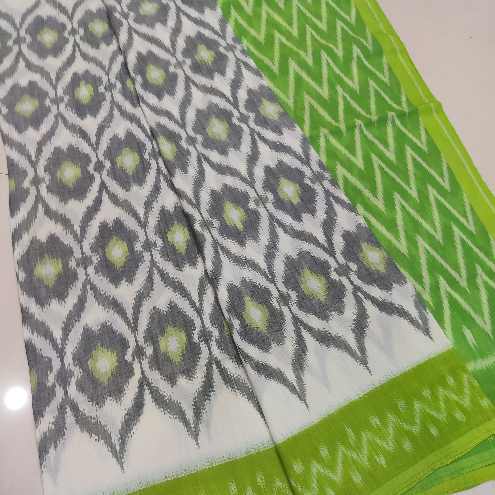 Green - MERCERISED PURE COTTON HANDLOOM POCHAMPALLY IKAT SAREE 33