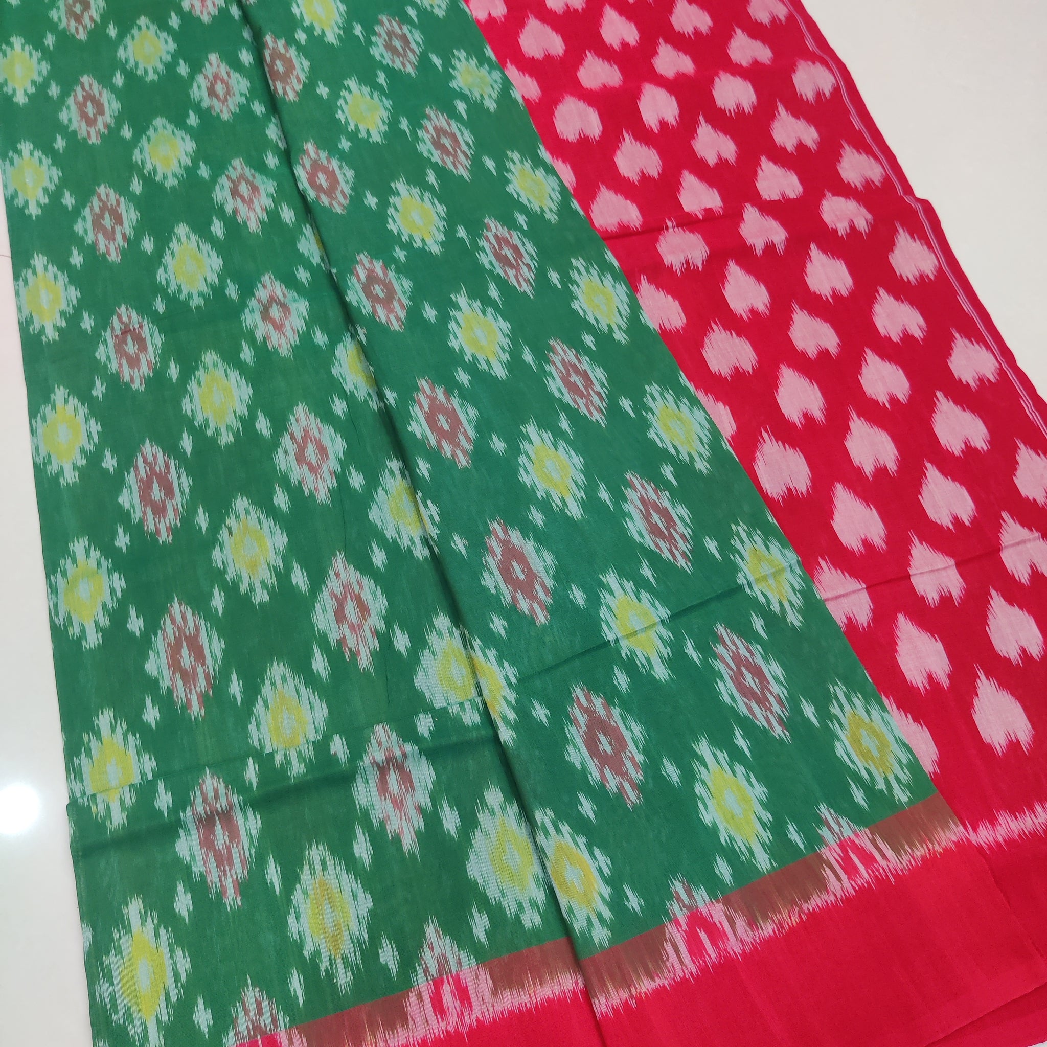 RED- MERCERISED PURE COTTON HANDLOOM POCHAMPALLY IKAT SAREE 100