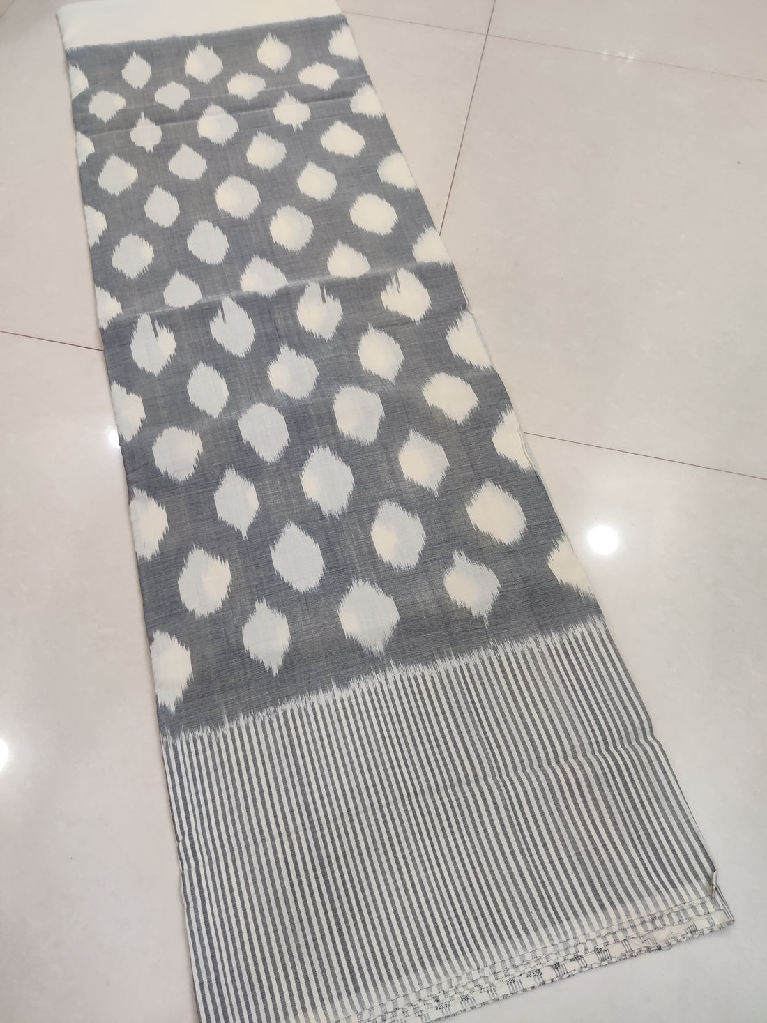 White - MERCERISED PURE COTTON HANDLOOM POCHAMPALLY IKAT SAREE 42