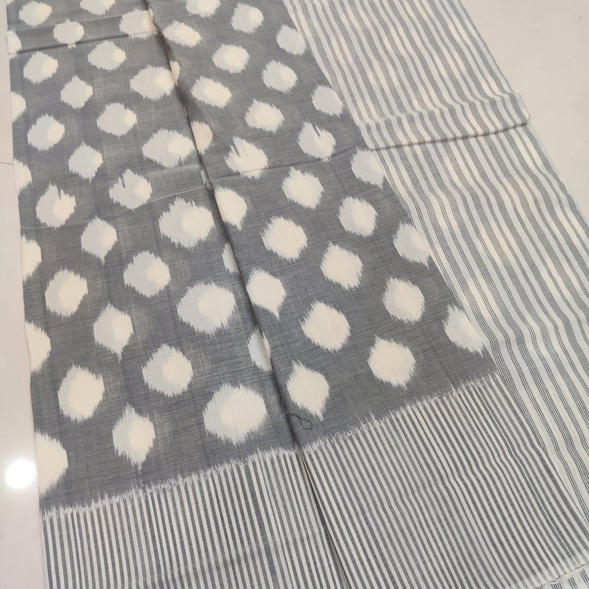 White - MERCERISED PURE COTTON HANDLOOM POCHAMPALLY IKAT SAREE 42