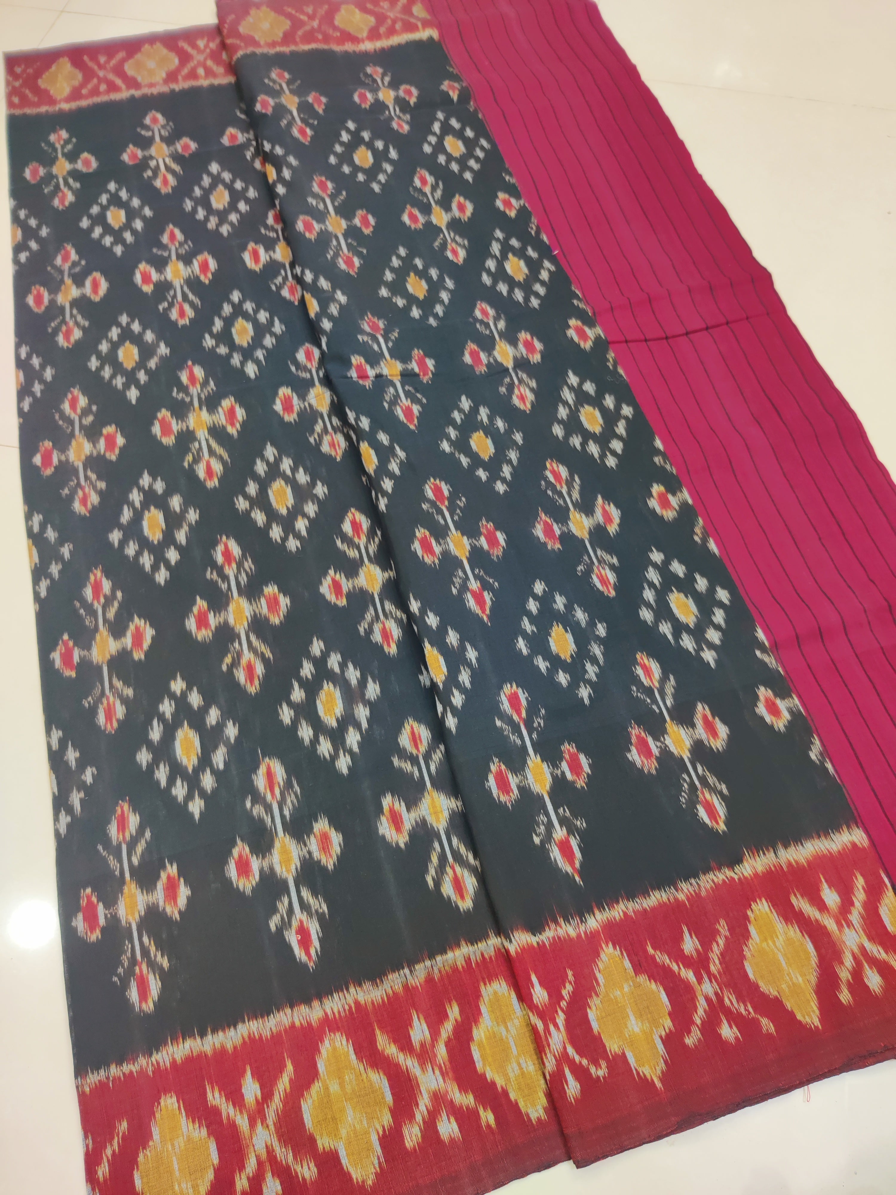 MAROON- MERCERISED PURE COTTON HANDLOOM POCHAMPALLY IKAT SAREE 103