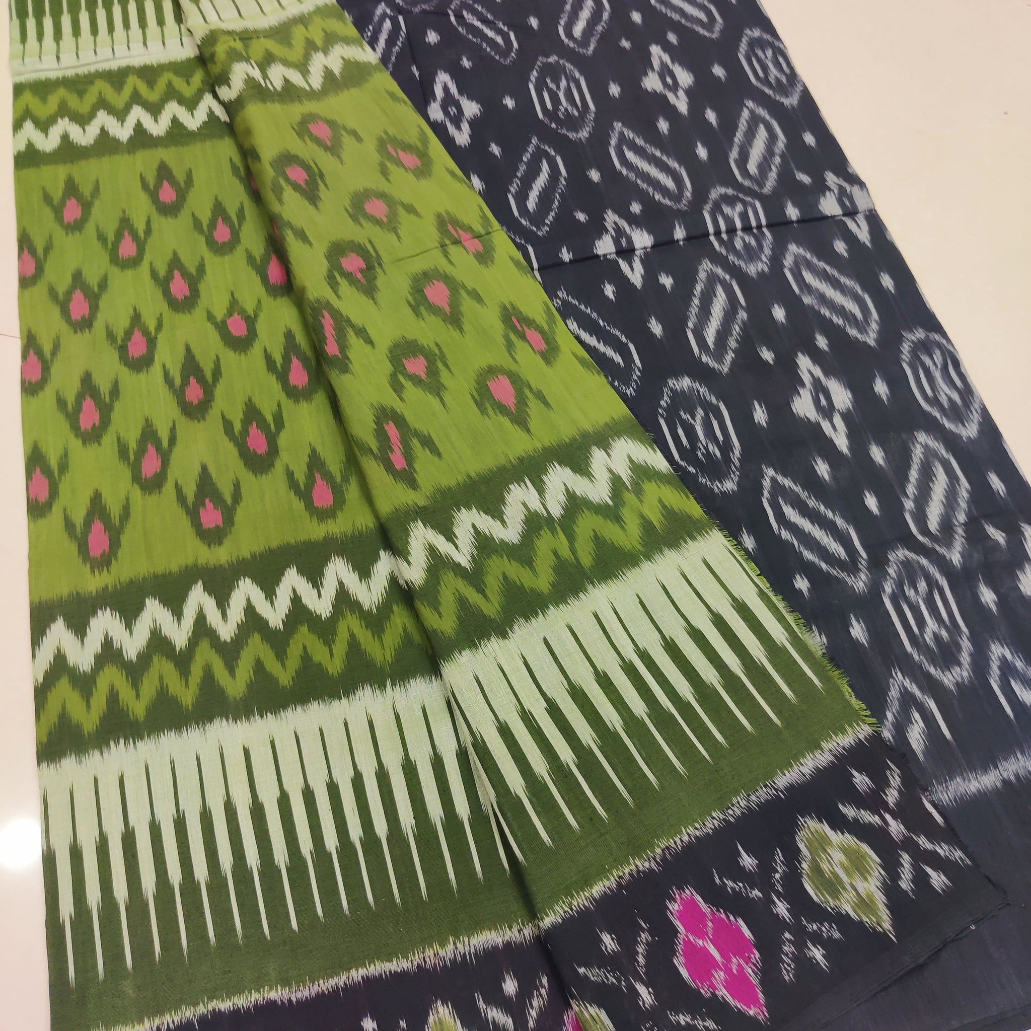 Black - MERCERISED PURE COTTON HANDLOOM POCHAMPALLY IKAT SAREE 46