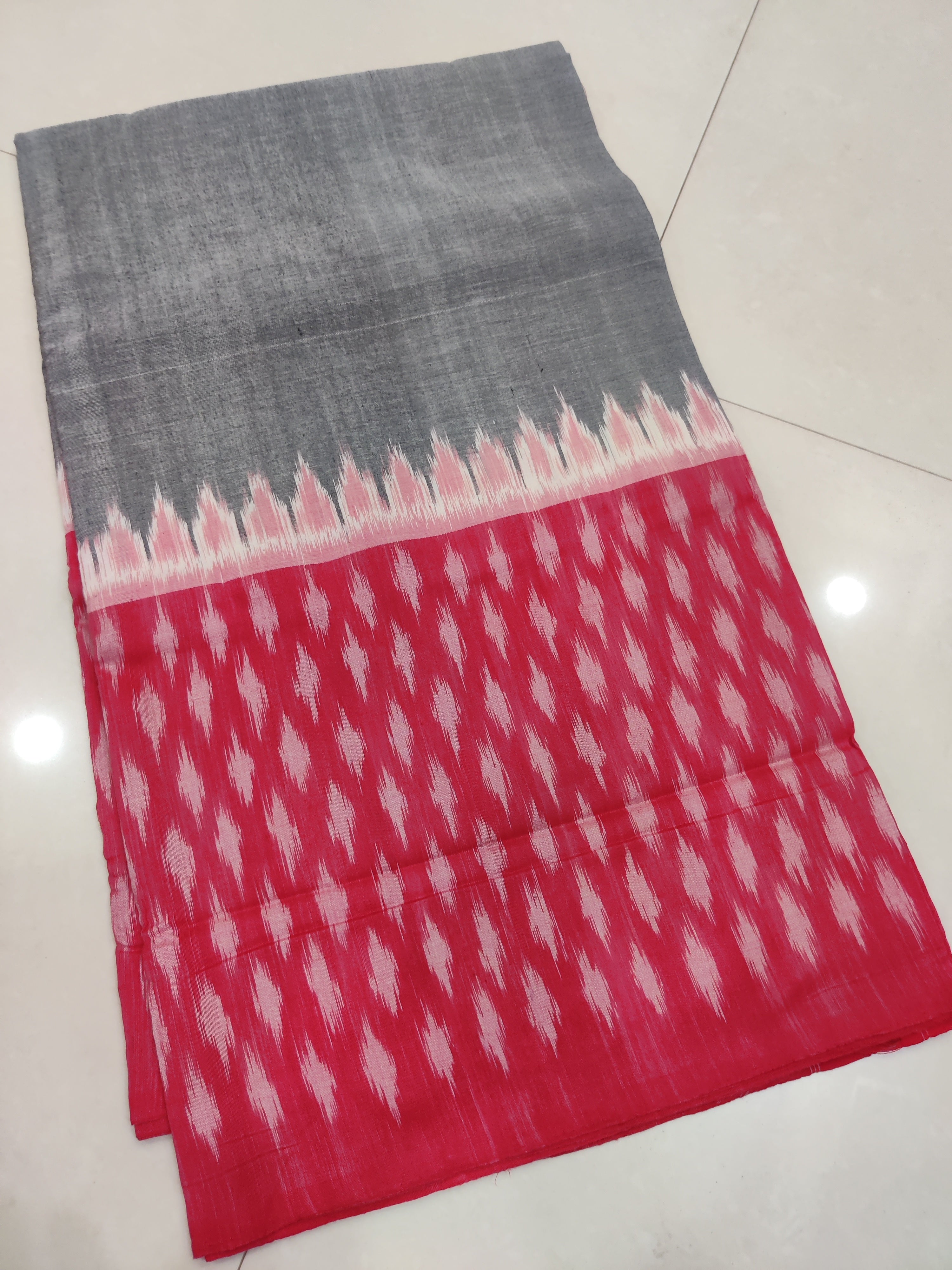 Red - MERCERISED PURE COTTON HANDLOOM POCHAMPALLY IKAT SAREE 36