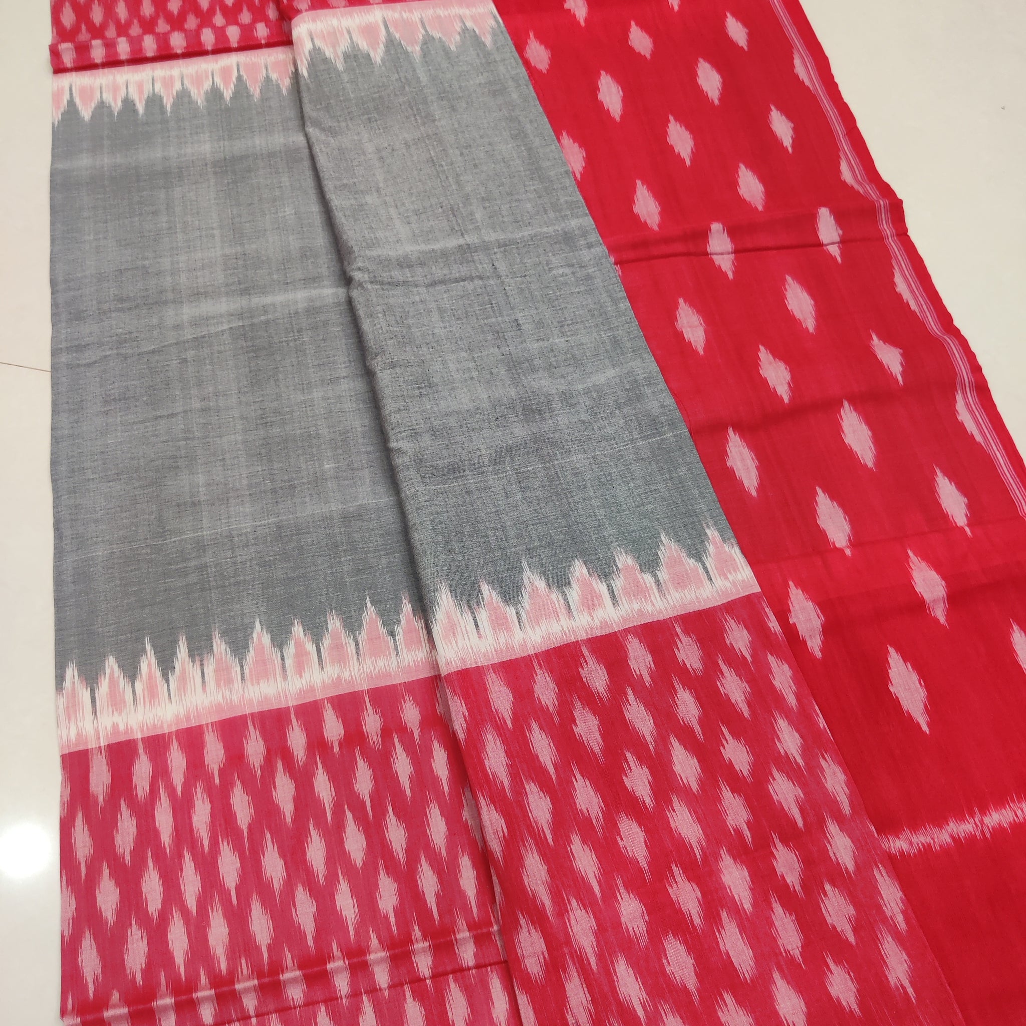 Red - MERCERISED PURE COTTON HANDLOOM POCHAMPALLY IKAT SAREE 36