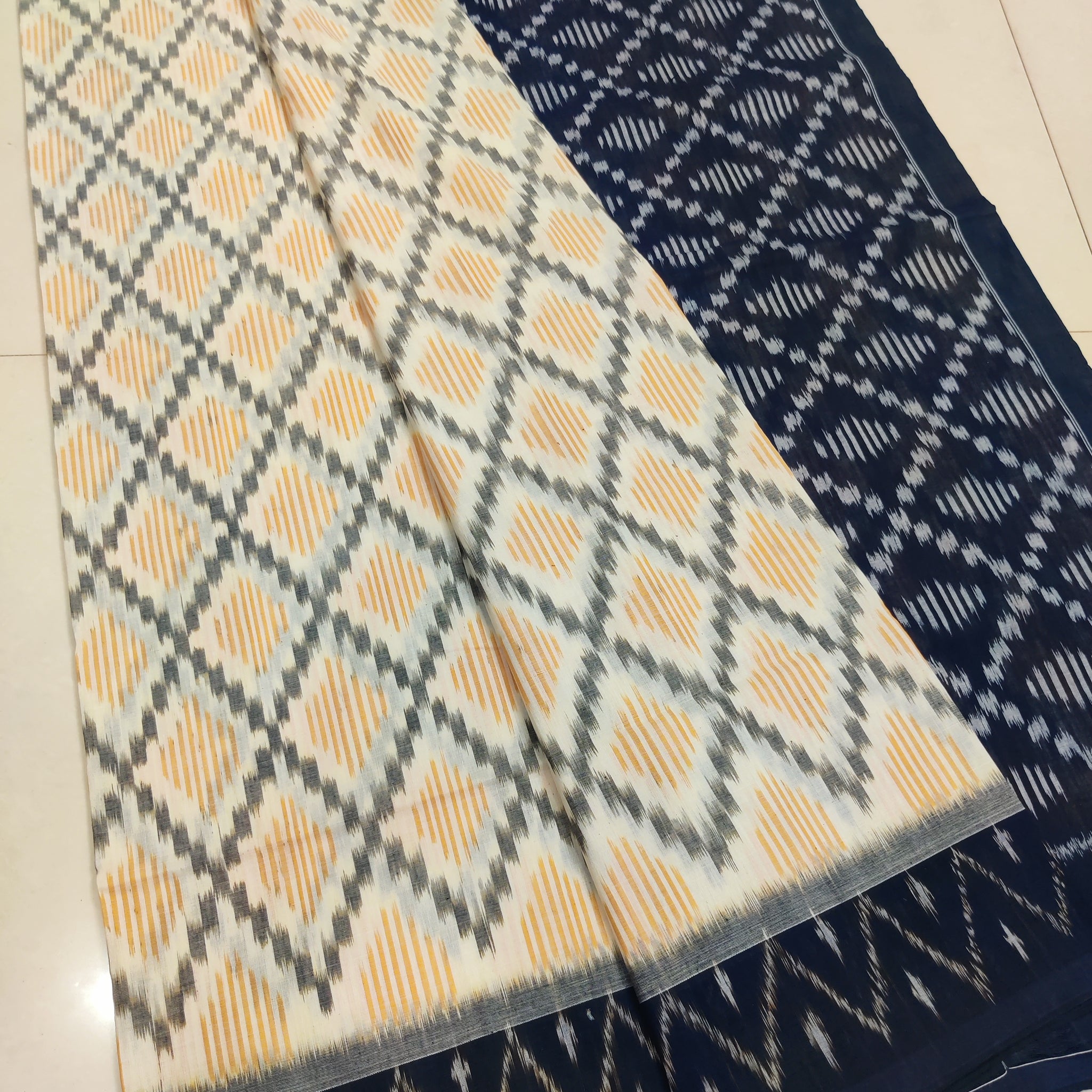 White - MERCERISED PURE COTTON HANDLOOM POCHAMPALLY IKAT SAREE 23