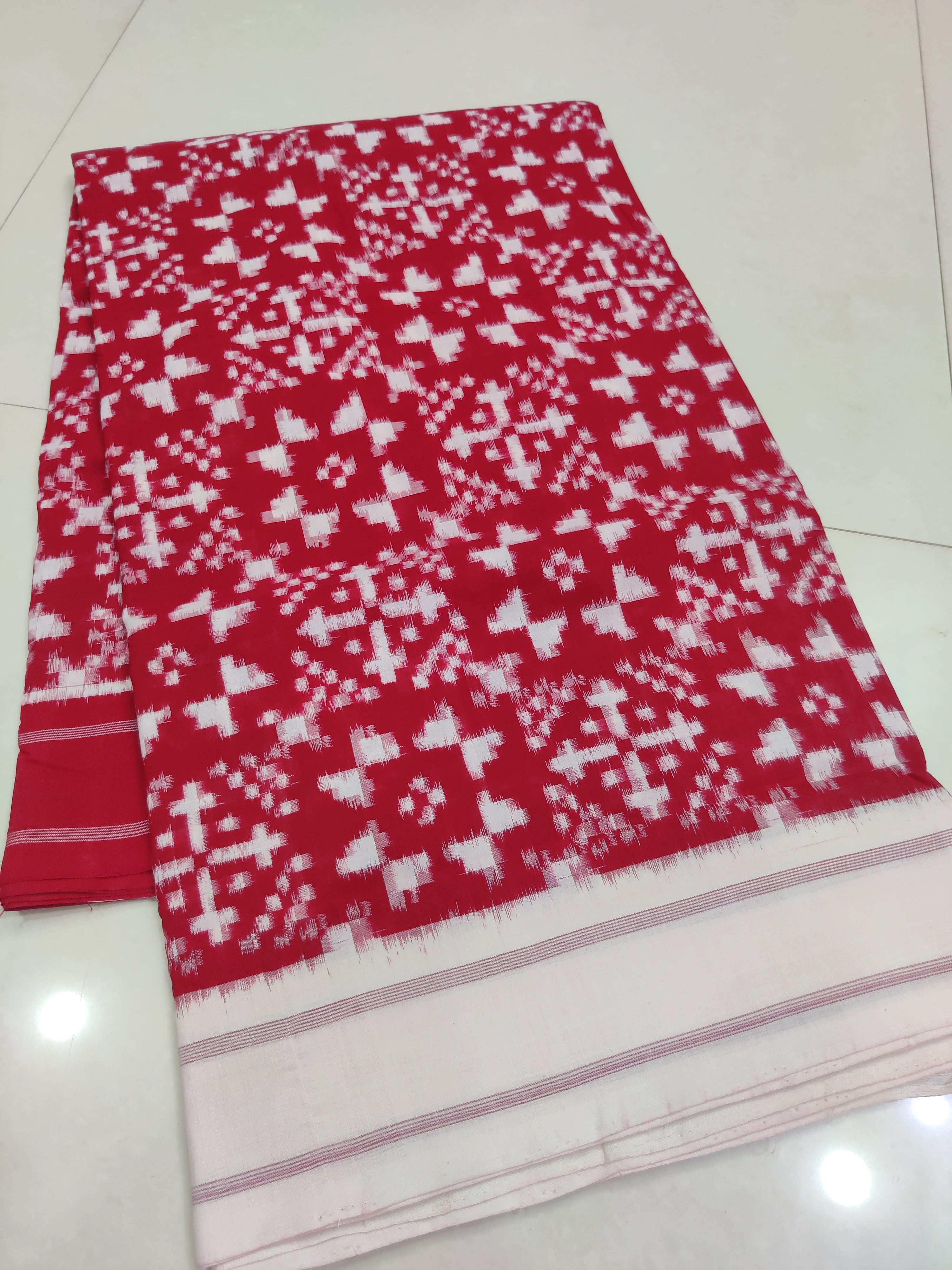 Premium Telia Rumal Double Ikat Saree – Handwoven Pochampally Cotton 02