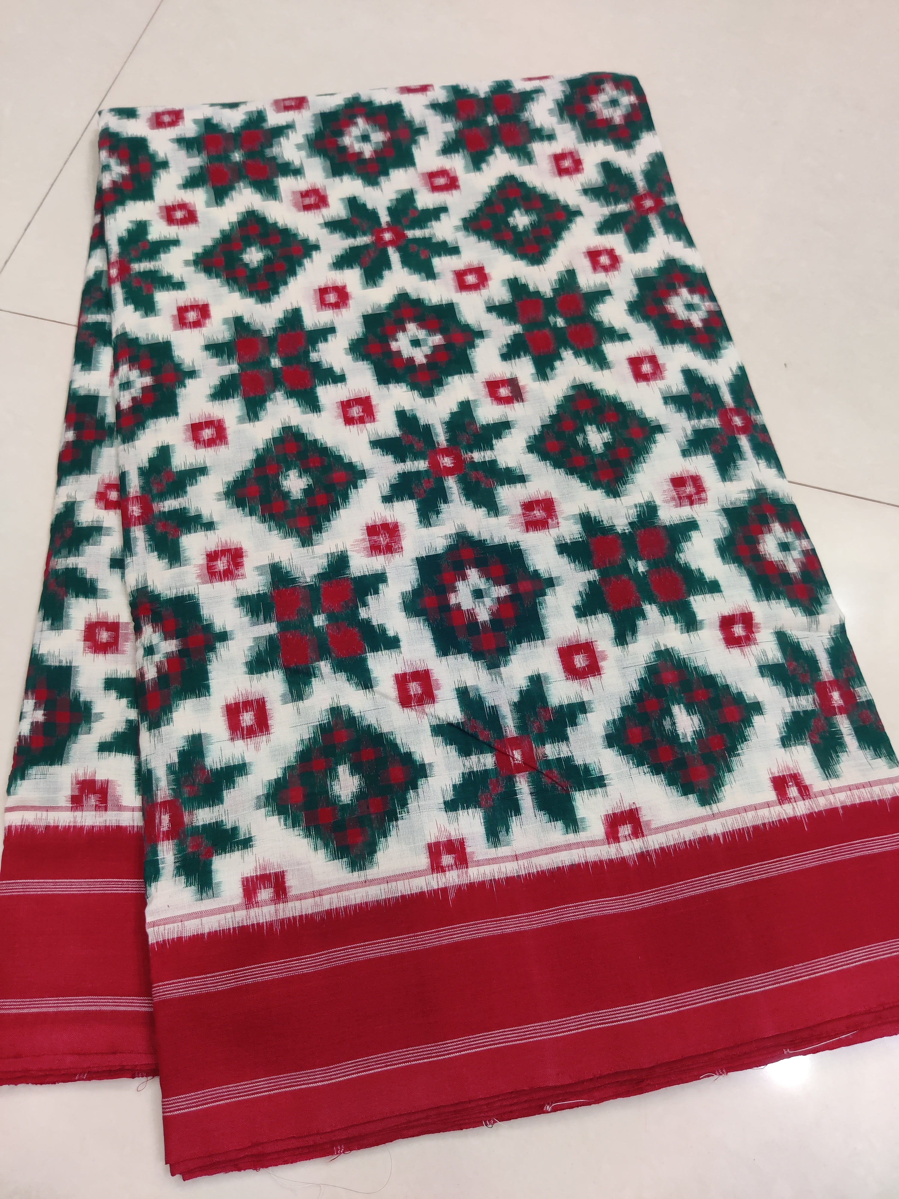 Premium Telia Rumal Double Ikat Saree – Handwoven Pochampally Cotton 06