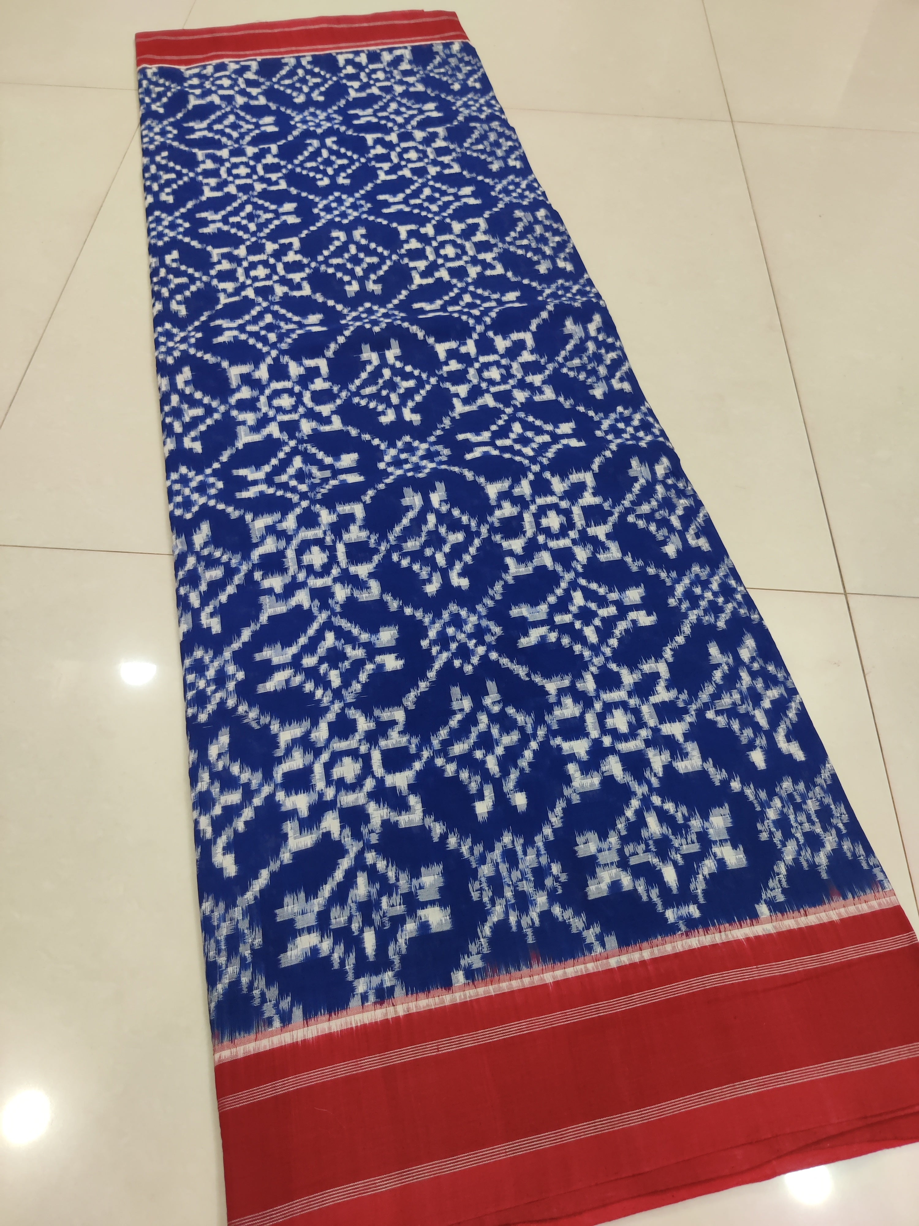 Premium Telia Rumal Double Ikat Saree – Handwoven Pochampally Cotton 07