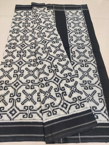 Premium Telia Rumal Double Ikat Saree – Handwoven Pochampally Cotton 13