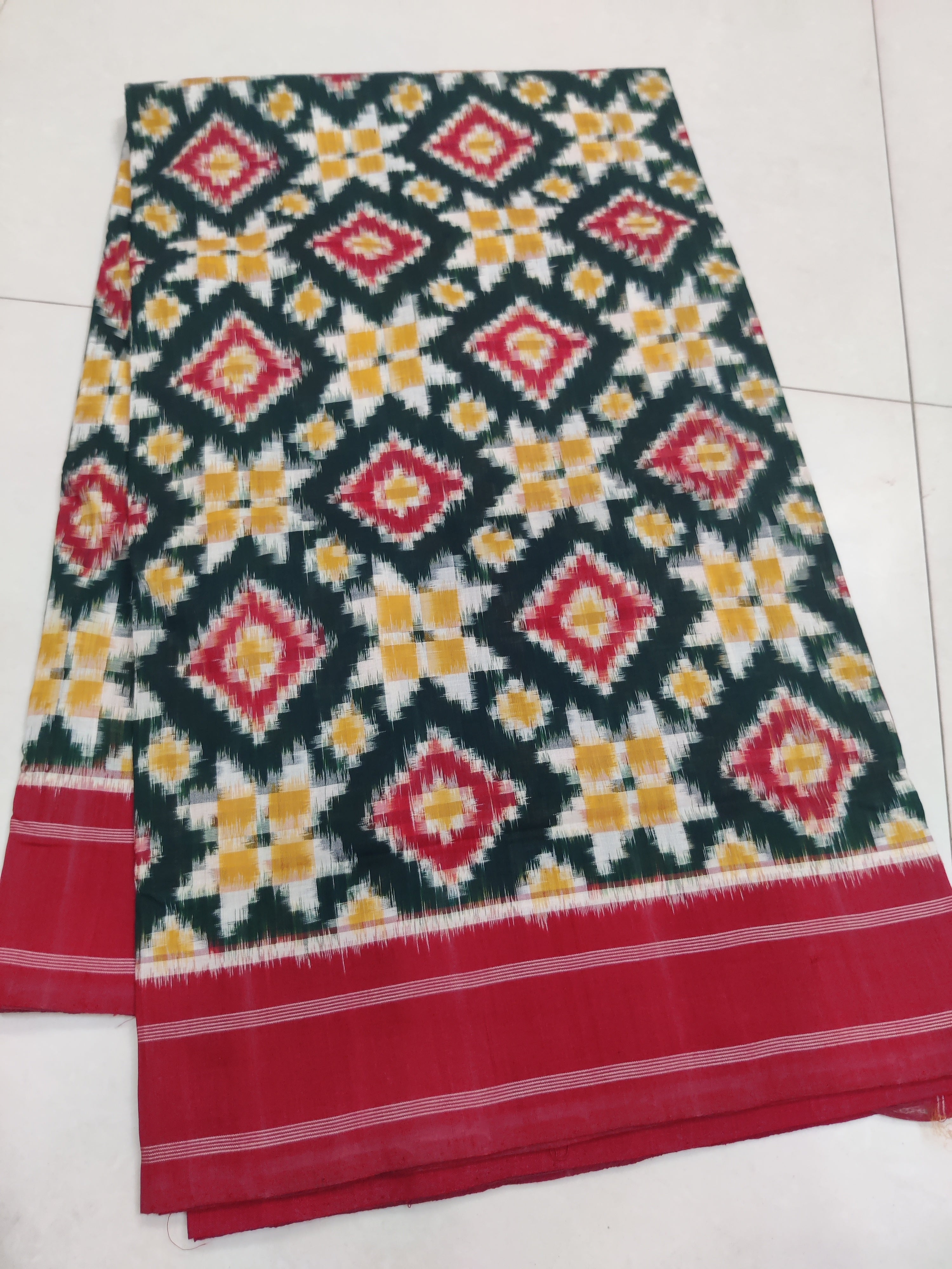 Premium Telia Rumal Double Ikat Saree – Handwoven Pochampally Cotton 14
