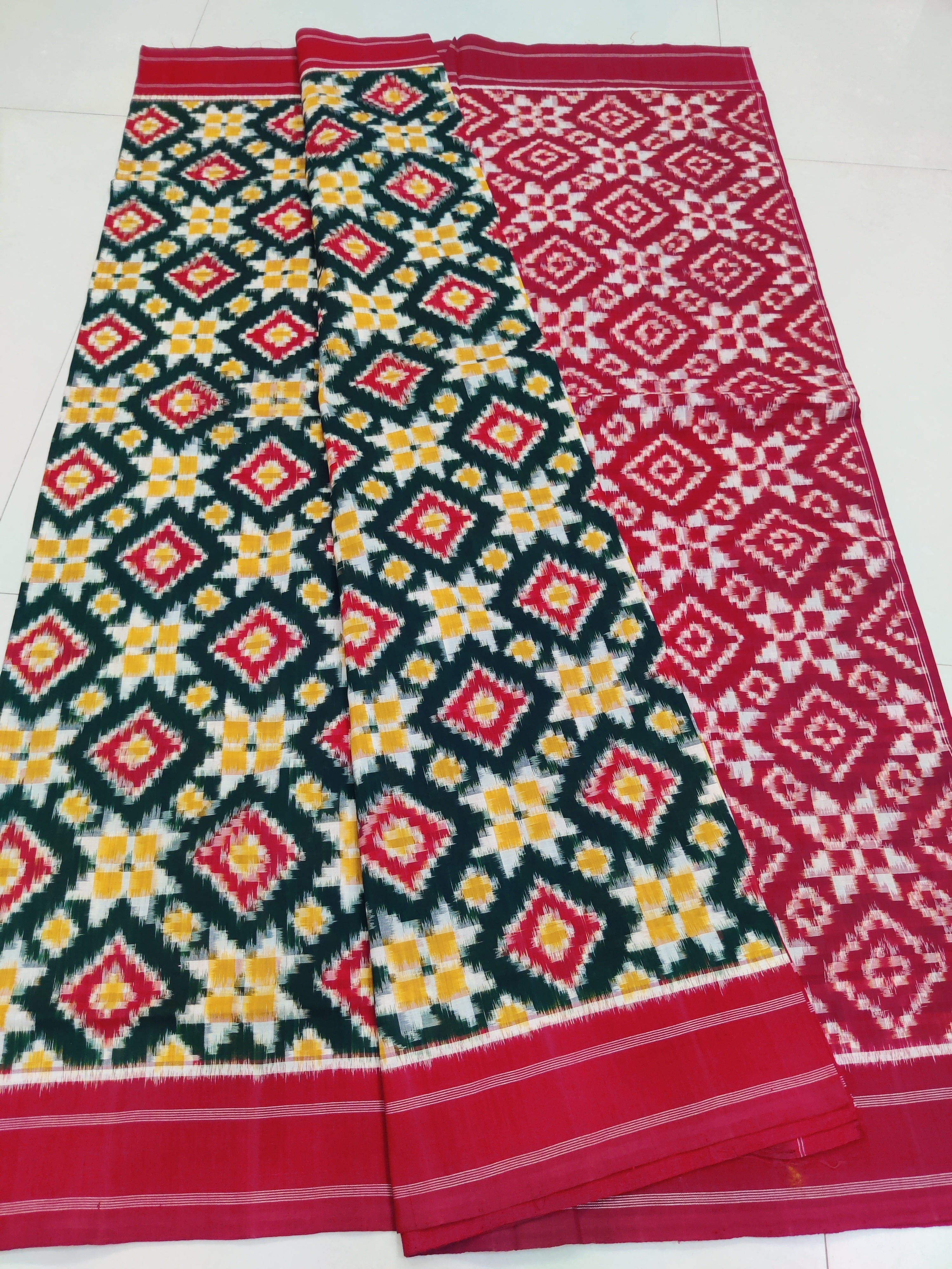 Premium Telia Rumal Double Ikat Saree – Handwoven Pochampally Cotton 14