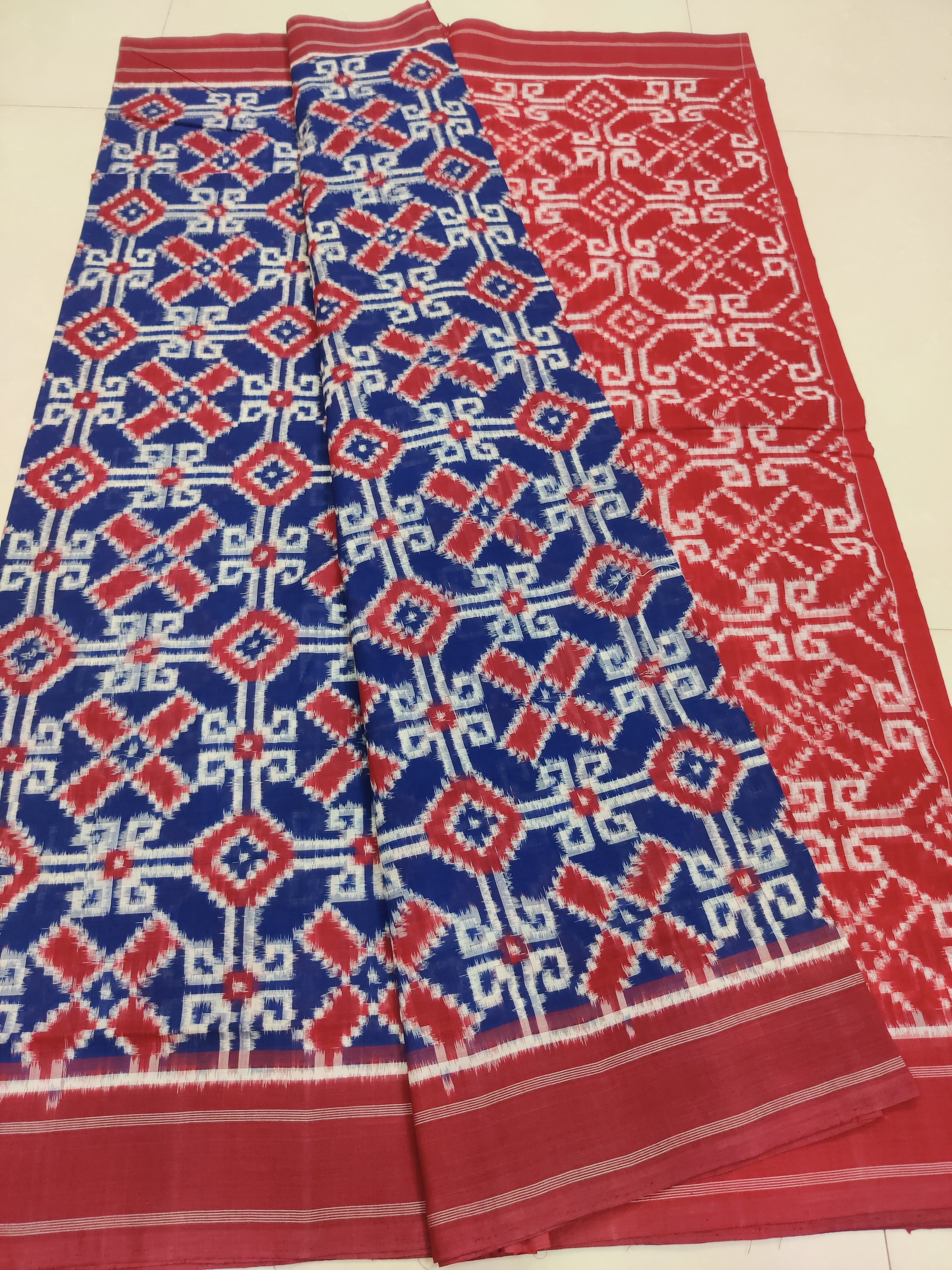 Premium Telia Rumal Double Ikat Saree – Handwoven Pochampally Cotton 15