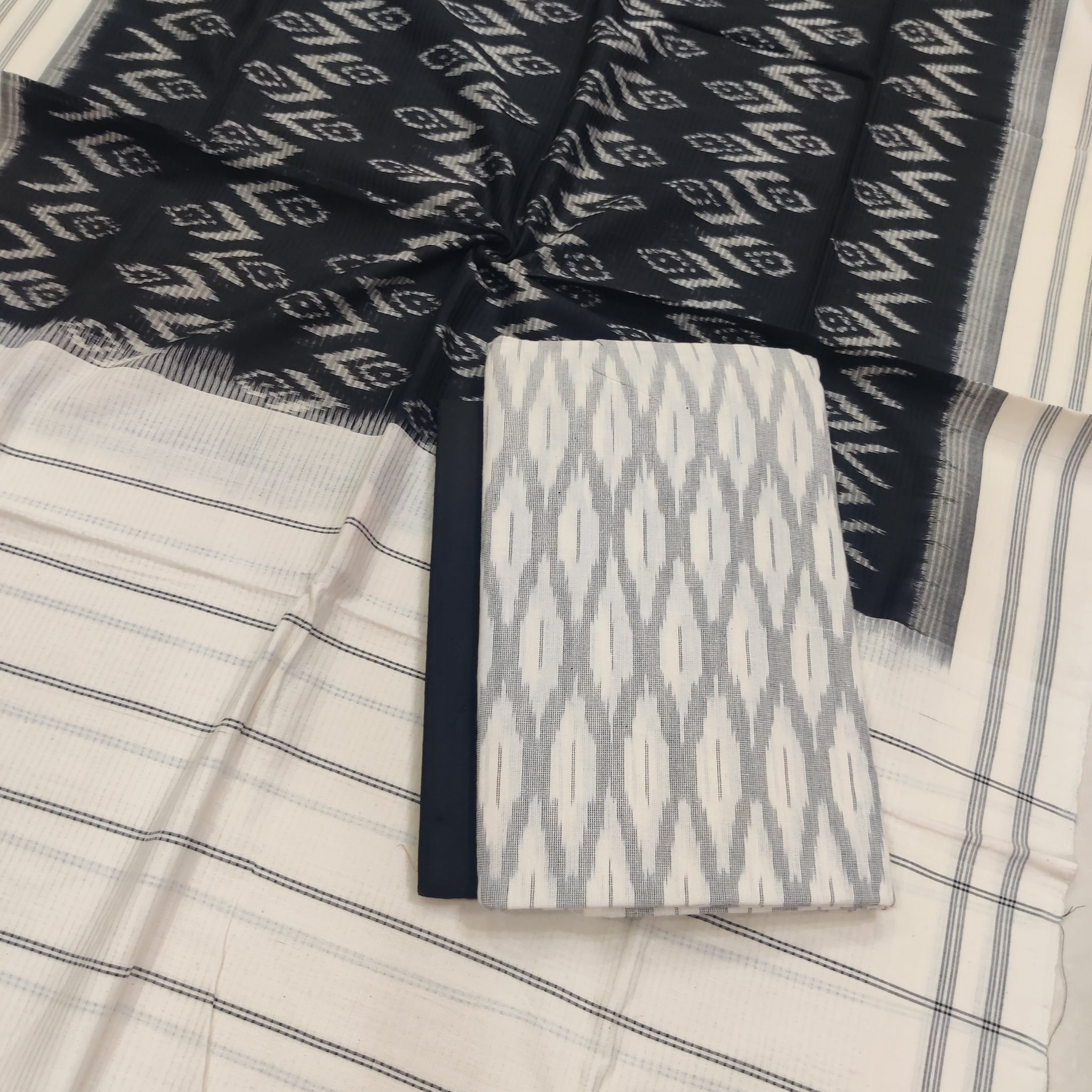 White-black- 3PC HANDLOOM POCHAMPALLY DOUBLE  IKAT DUPATTA COTTON DRESS MATERIAL 08