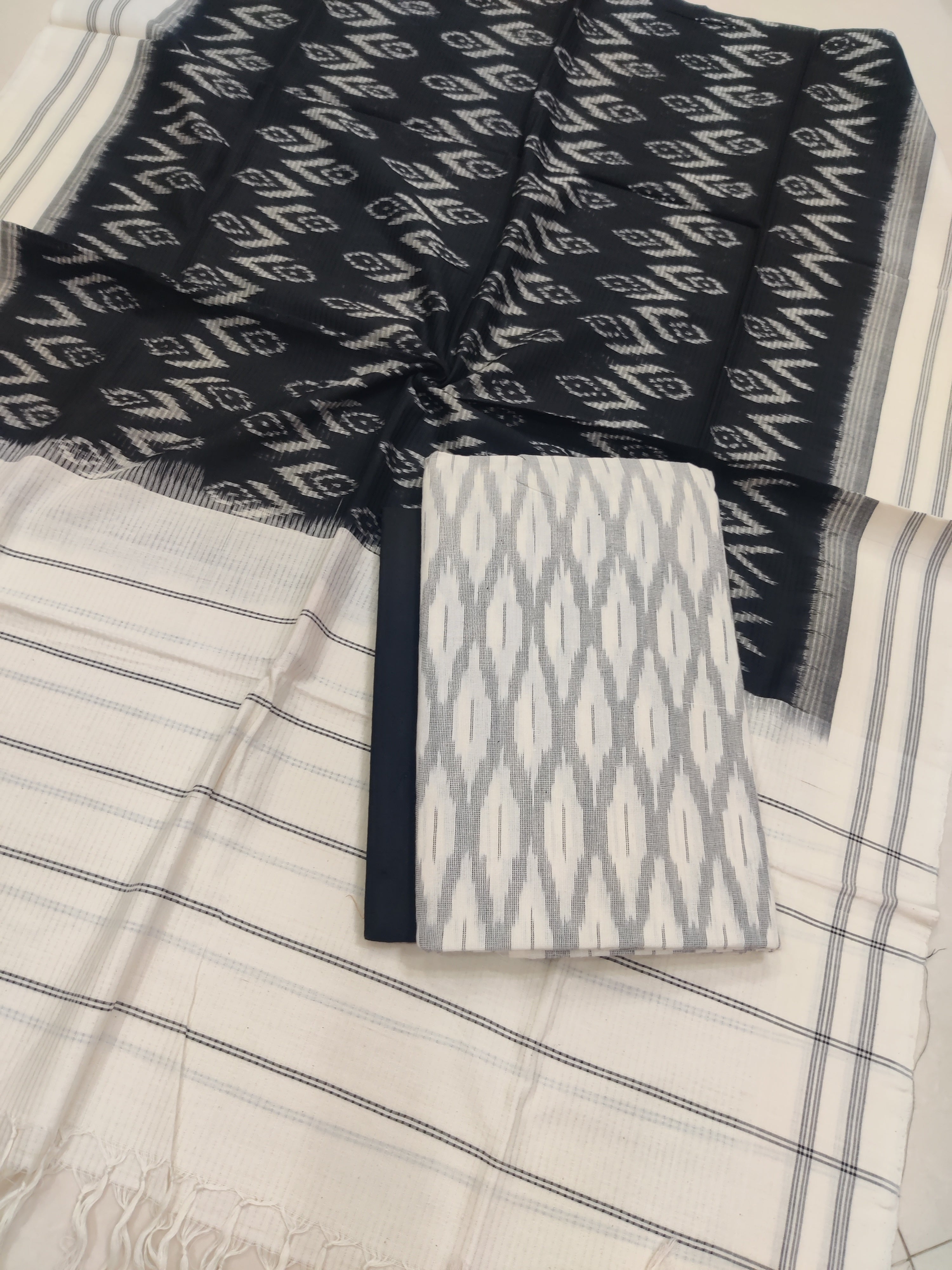 White-black- 3PC HANDLOOM POCHAMPALLY DOUBLE  IKAT DUPATTA COTTON DRESS MATERIAL 08