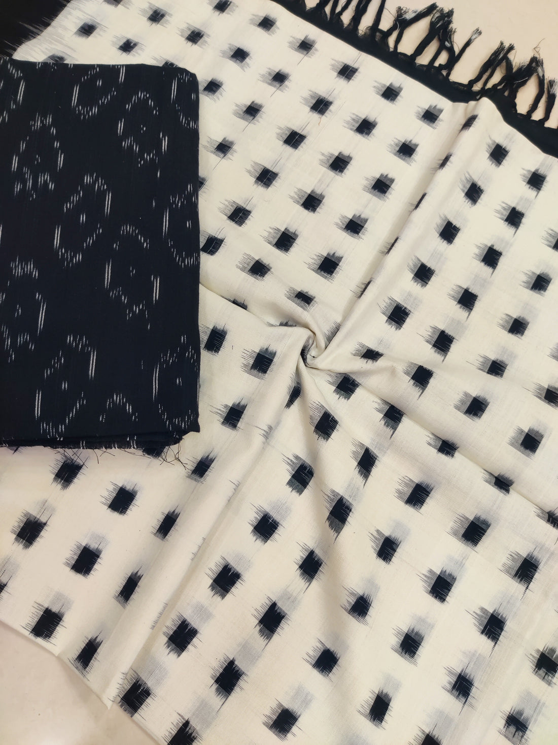 Black - 3PC HANDLOOM POCHAMPALLY DOUBLE  IKAT DUPATTA COTTON DRESS MATERIAL 31