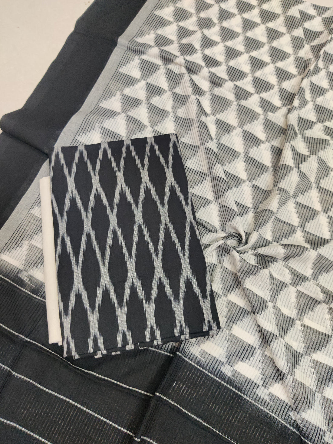 Black - 3PC HANDLOOM POCHAMPALLY DOUBLE  IKAT DUPATTA COTTON DRESS MATERIAL 30