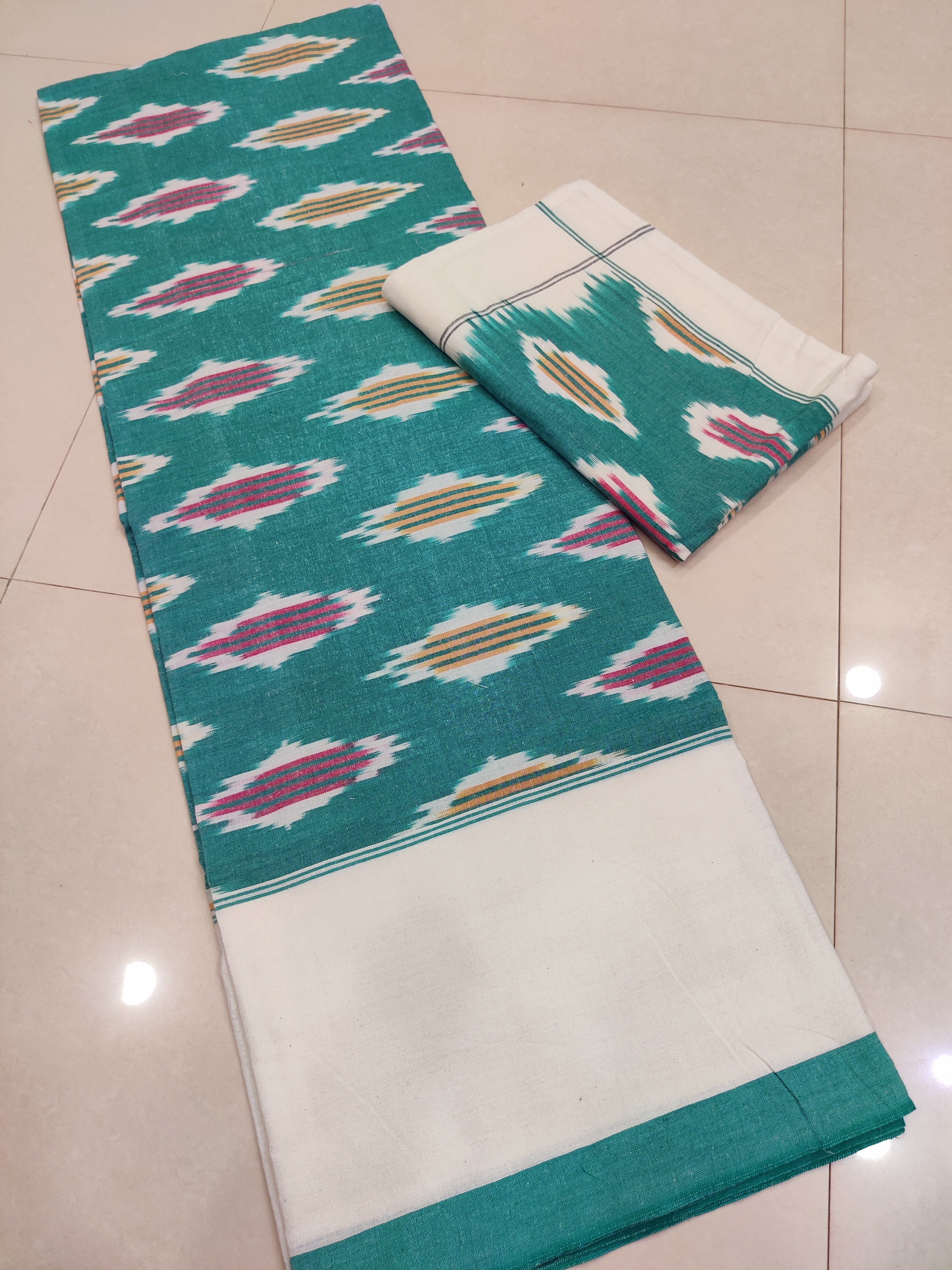 Green - Premium Handloom Cotton Ikat Double Bedsheet (King Size 108 x 90 in) 02