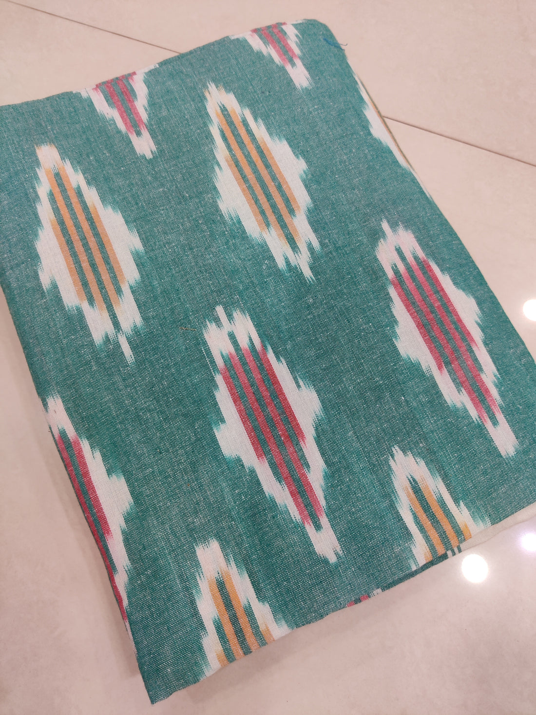 Green - Premium Handloom Cotton Ikat Double Bedsheet (King Size 108 x 90 in) 02