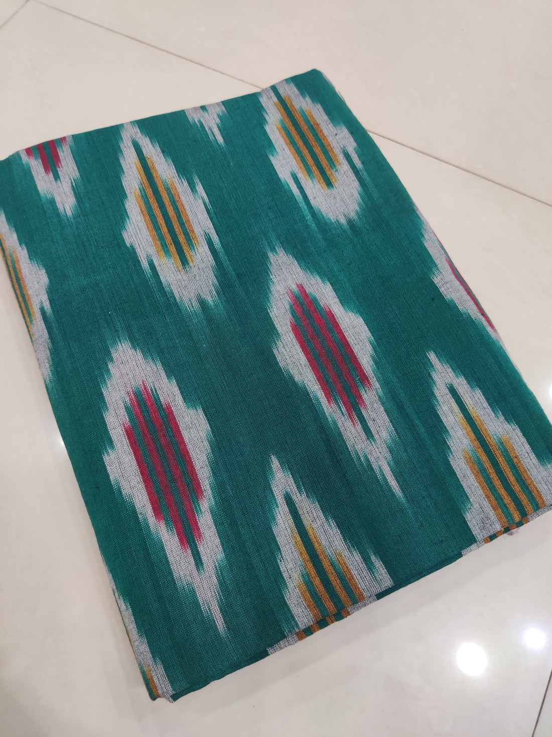 Green - Premium Handloom Cotton Ikat Double Bedsheet (King Size 108 x 90 in) 08