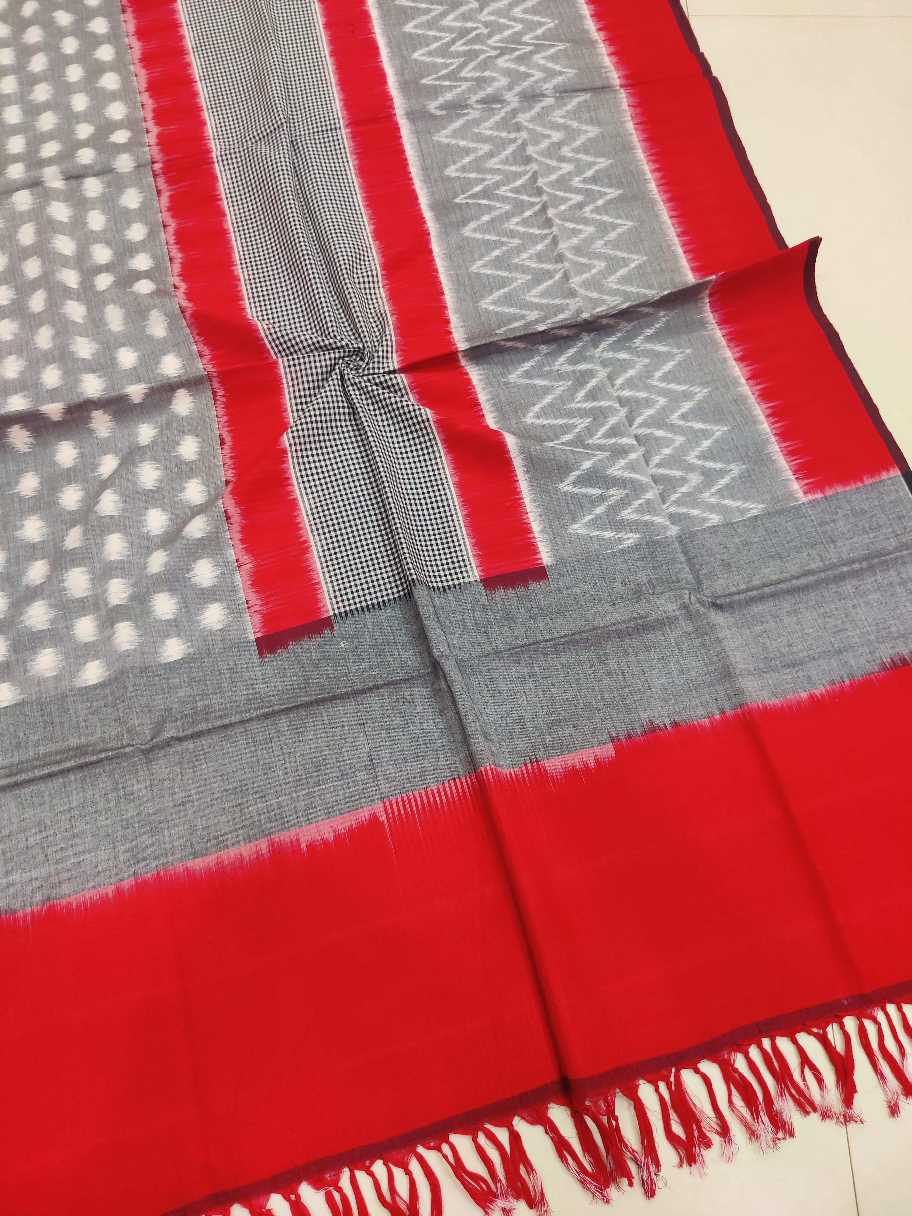 Red - POCHAMPALLY DOUBLE IKAT COTTON HANDLOOM DUPATTA 13