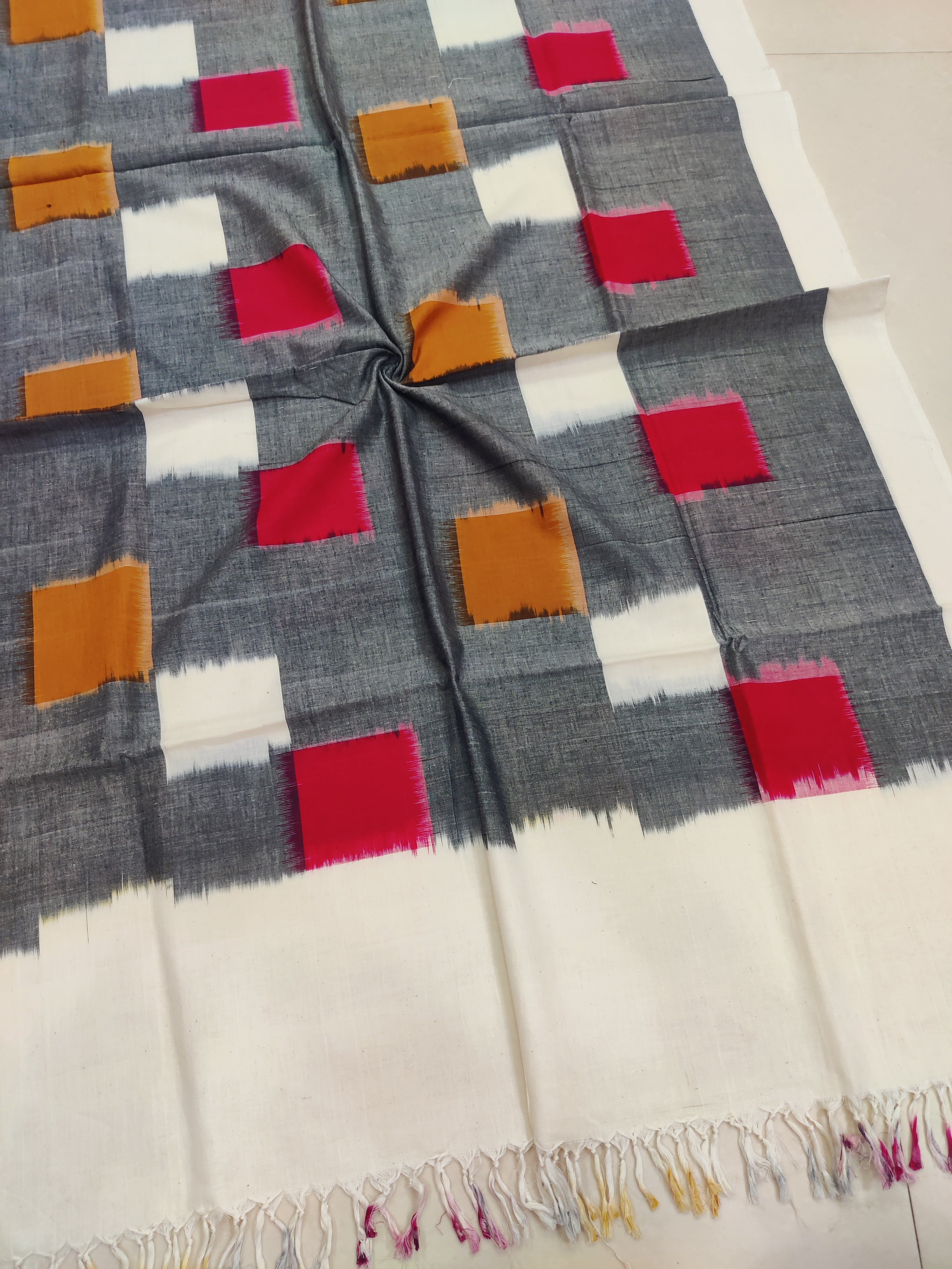 Gray - POCHAMPALLY DOUBLE IKAT COTTON HANDLOOM DUPATTA 16