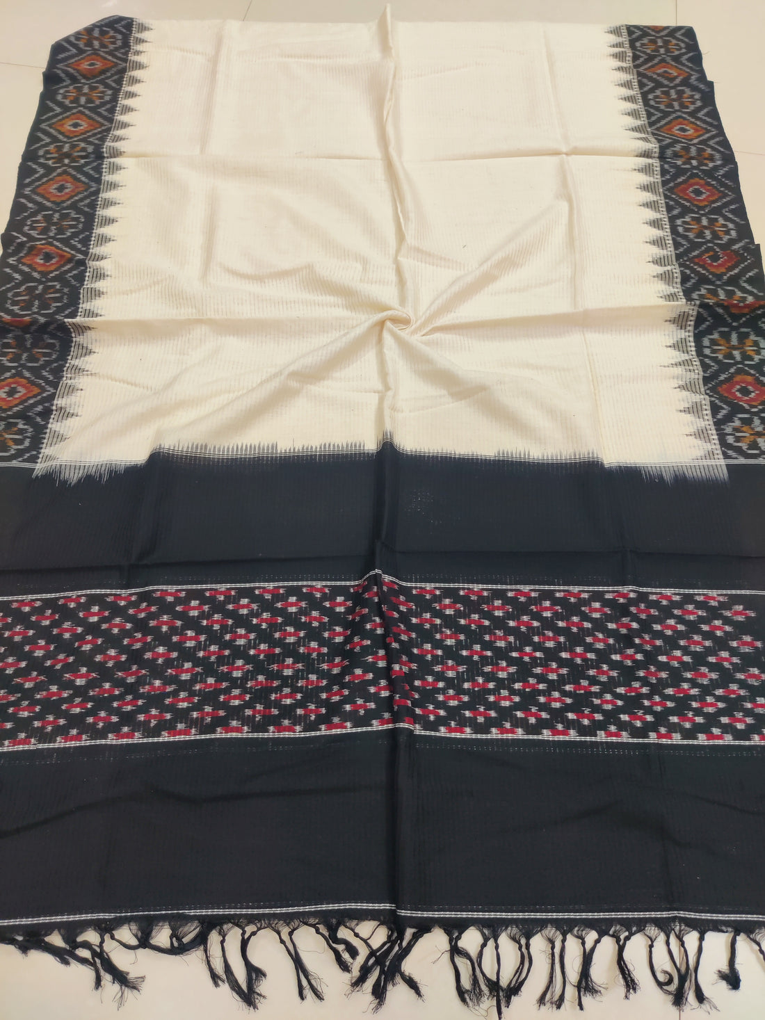 Black - POCHAMPALLY DOUBLE IKAT COTTON HANDLOOM DUPATTA 12