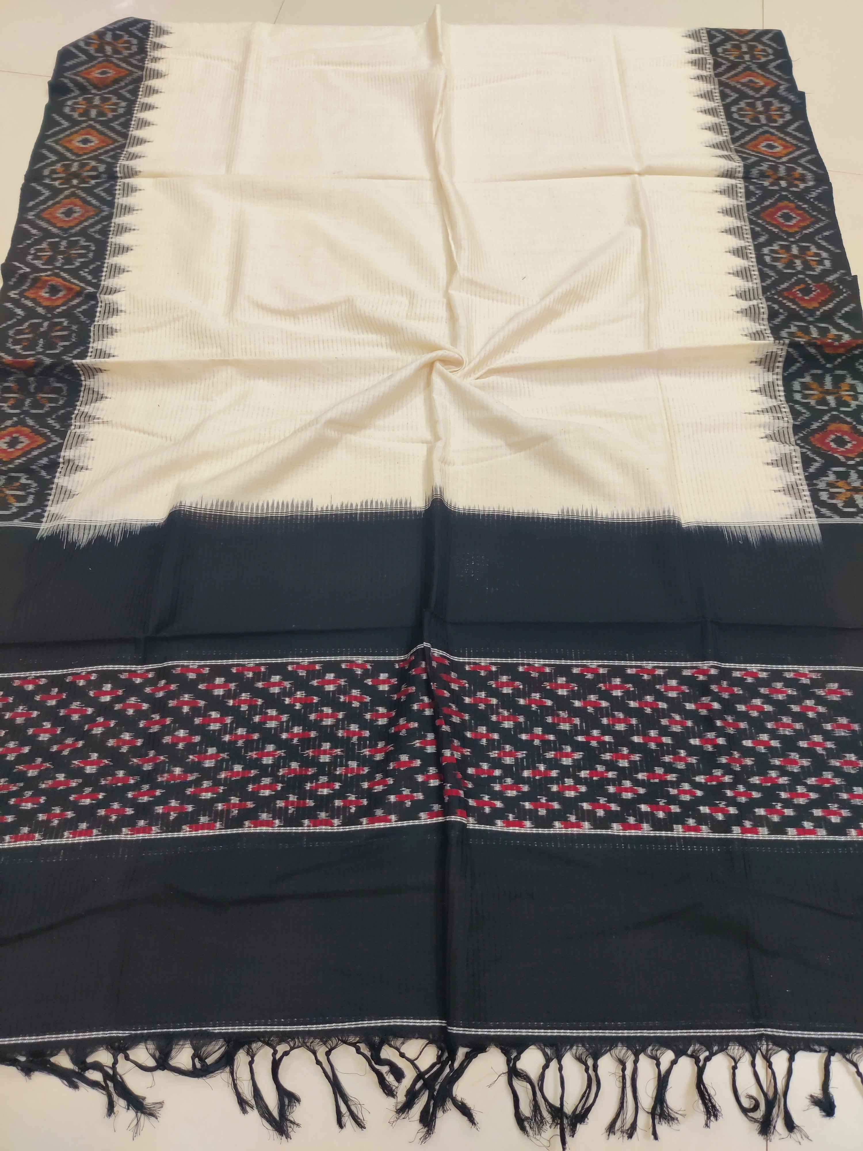 Black - POCHAMPALLY DOUBLE IKAT COTTON HANDLOOM DUPATTA 12