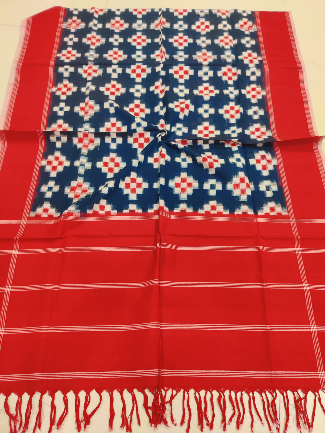 RED - TELIA RUMAL HANDLOOM COTTON POCHAMPALLY DOUBLE IKAT DUPATTA 03