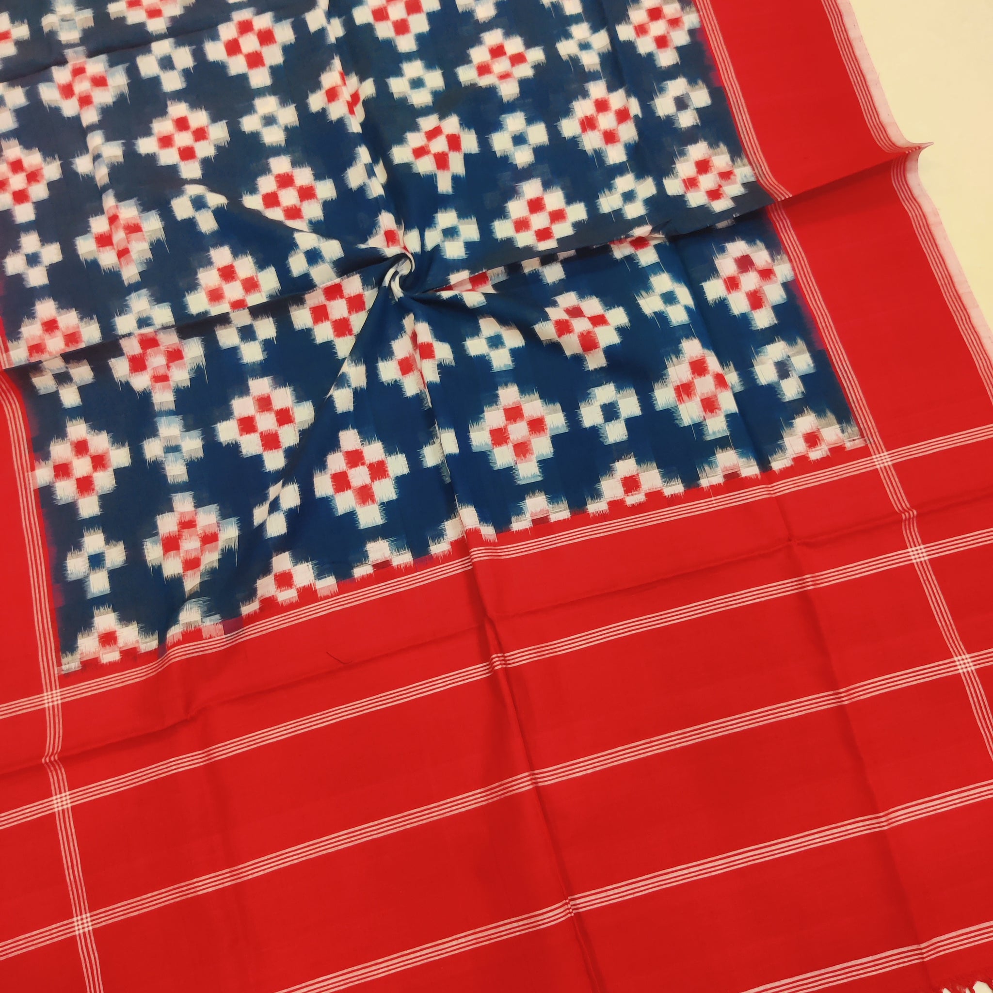 RED - TELIA RUMAL HANDLOOM COTTON POCHAMPALLY DOUBLE IKAT DUPATTA 03