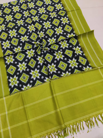 GREEN - TELIA RUMAL HANDLOOM COTTON POCHAMPALLY DOUBLE IKAT DUPATTA 02