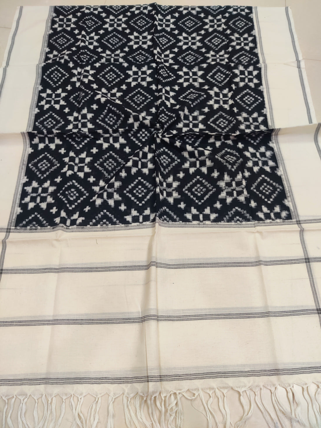BLACK WHITE - TELIA RUMAL HANDLOOM COTTON POCHAMPALLY DOUBLE IKAT DUPATTA 08