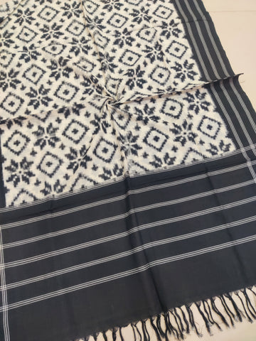 BLACK WHITE - TELIA RUMAL HANDLOOM COTTON POCHAMPALLY DOUBLE IKAT DUPATTA 09