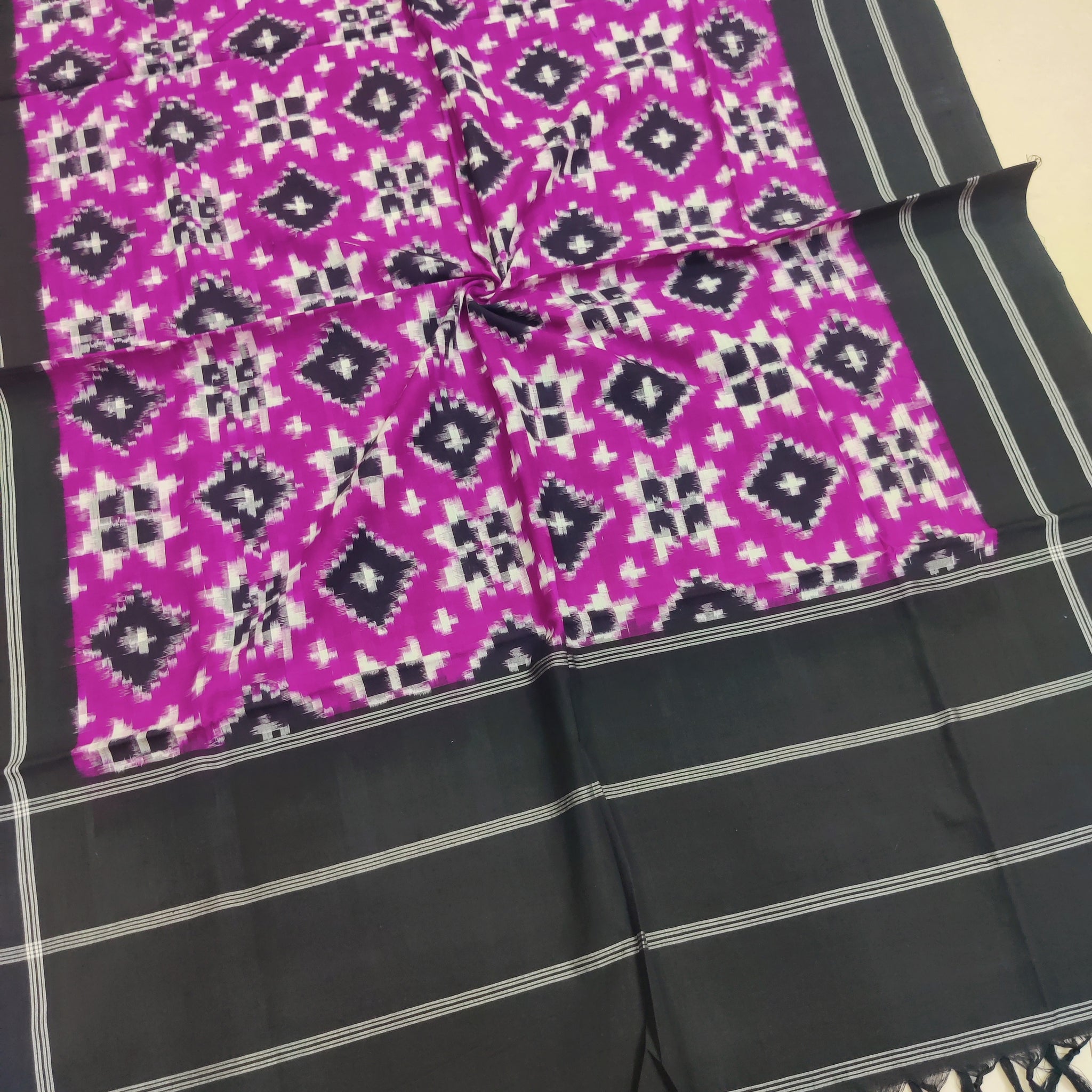 PURPLE - TELIA RUMAL HANDLOOM COTTON POCHAMPALLY DOUBLE IKAT DUPATTA 13