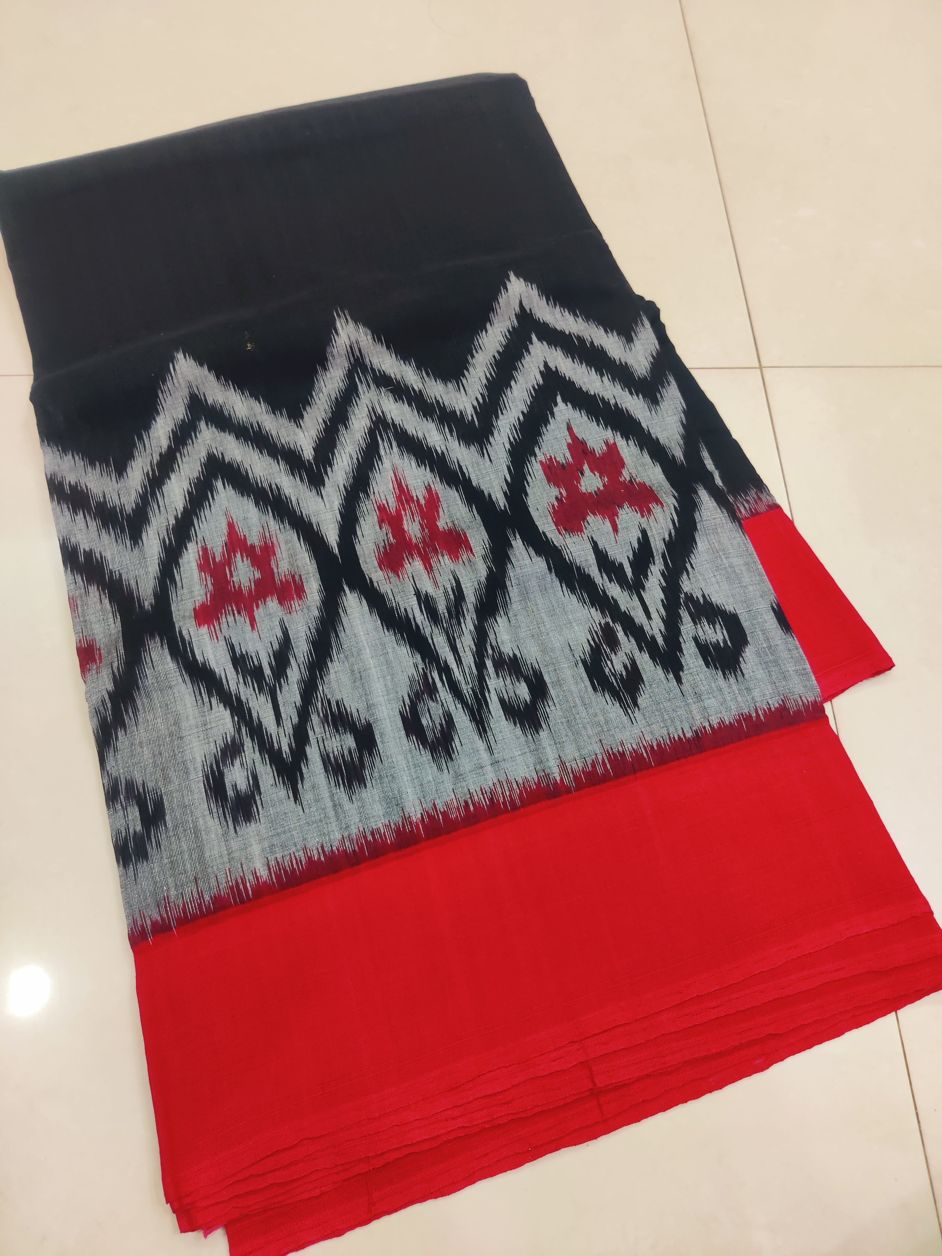 RED- MERCERISED PURE COTTON HANDLOOM POCHAMPALLY IKAT SAREE 122