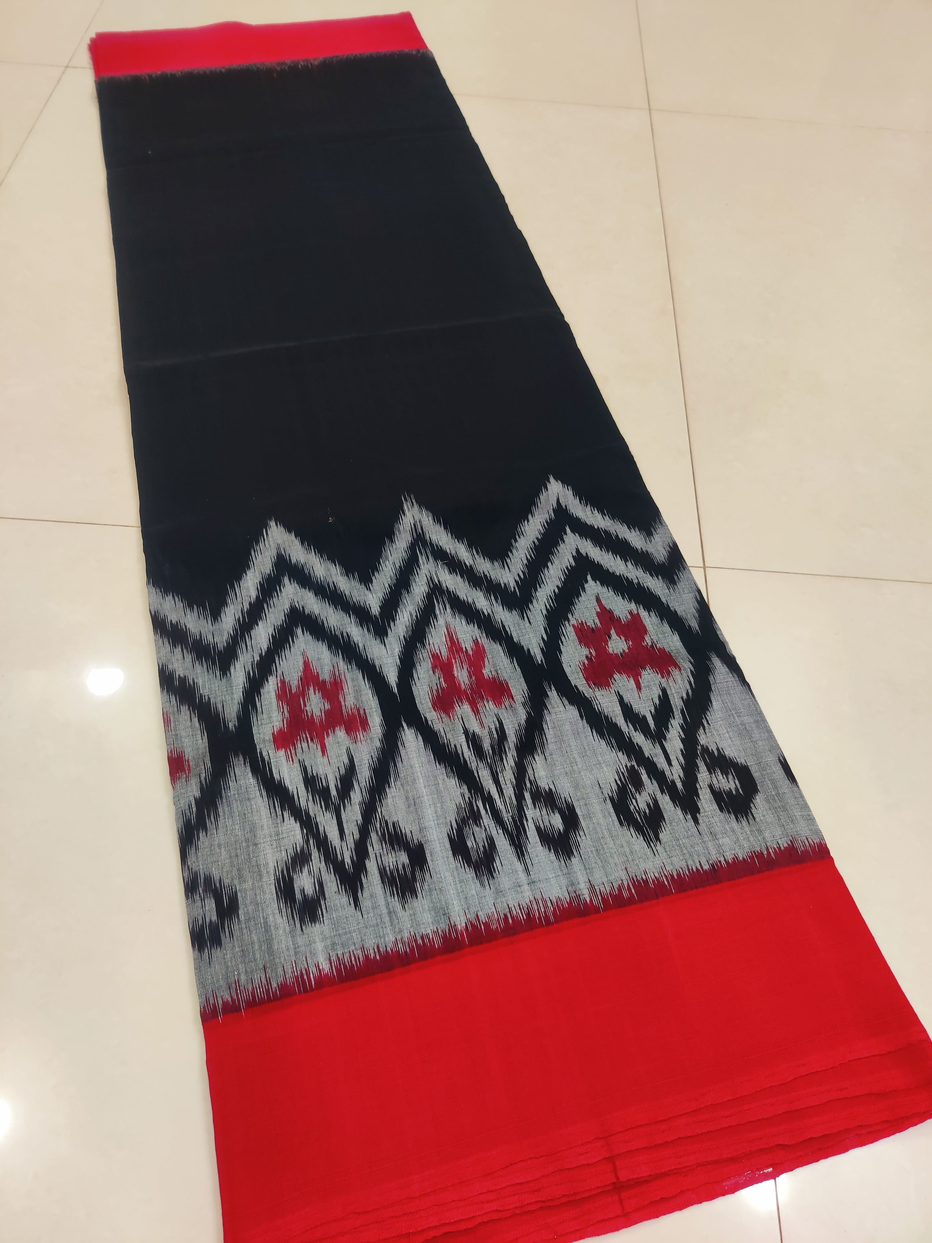 RED- MERCERISED PURE COTTON HANDLOOM POCHAMPALLY IKAT SAREE 122