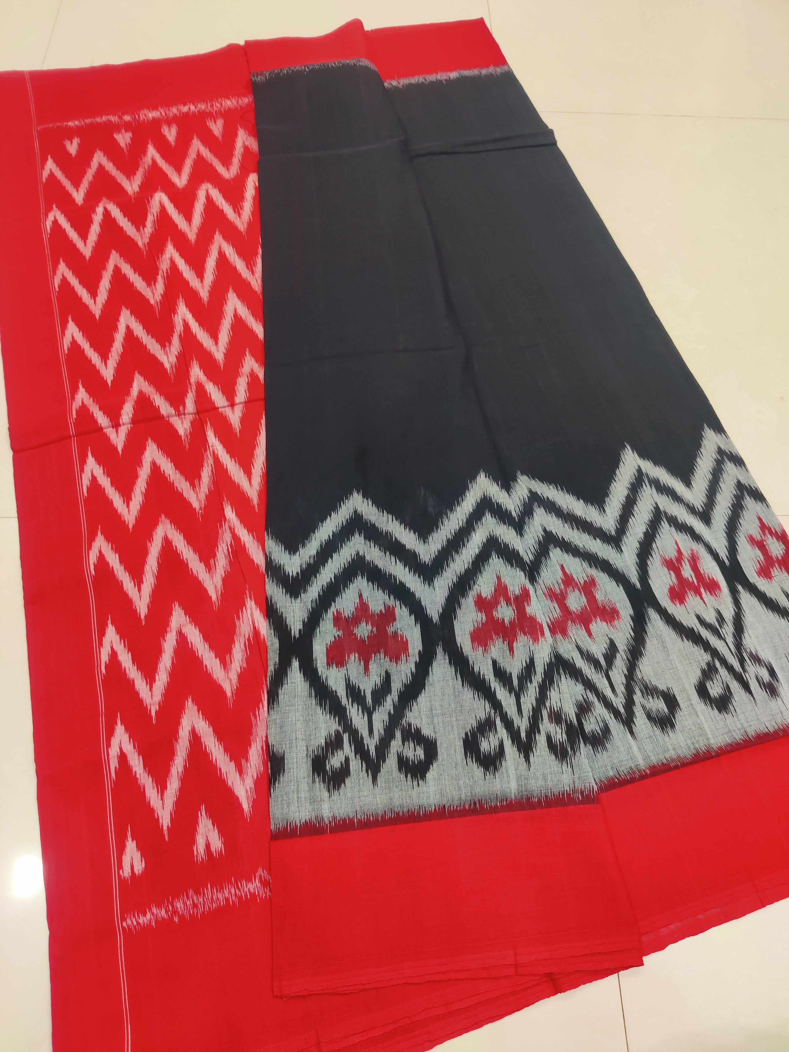 RED- MERCERISED PURE COTTON HANDLOOM POCHAMPALLY IKAT SAREE 122