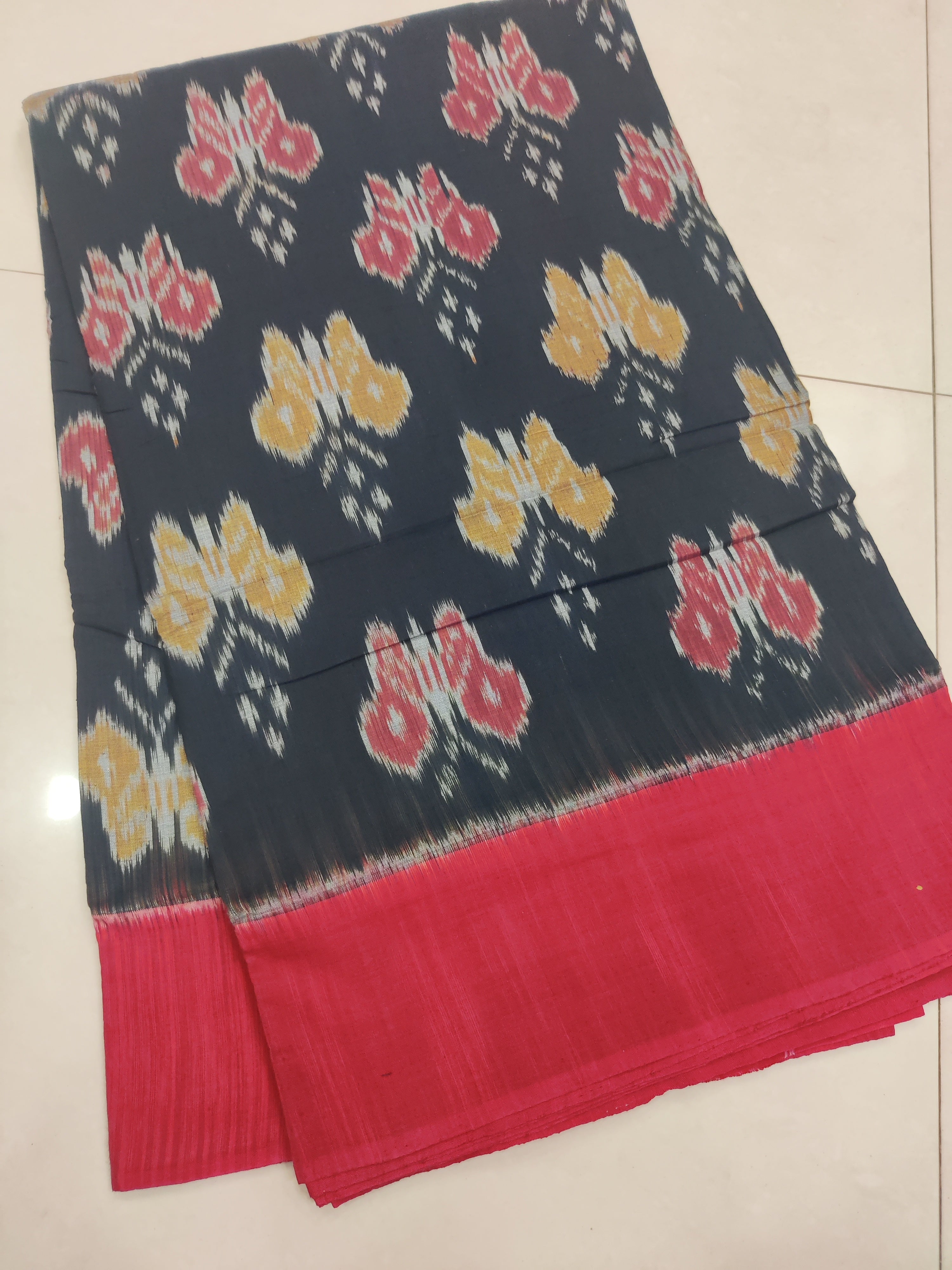 RED- MERCERISED PURE COTTON HANDLOOM POCHAMPALLY IKAT SAREE 120