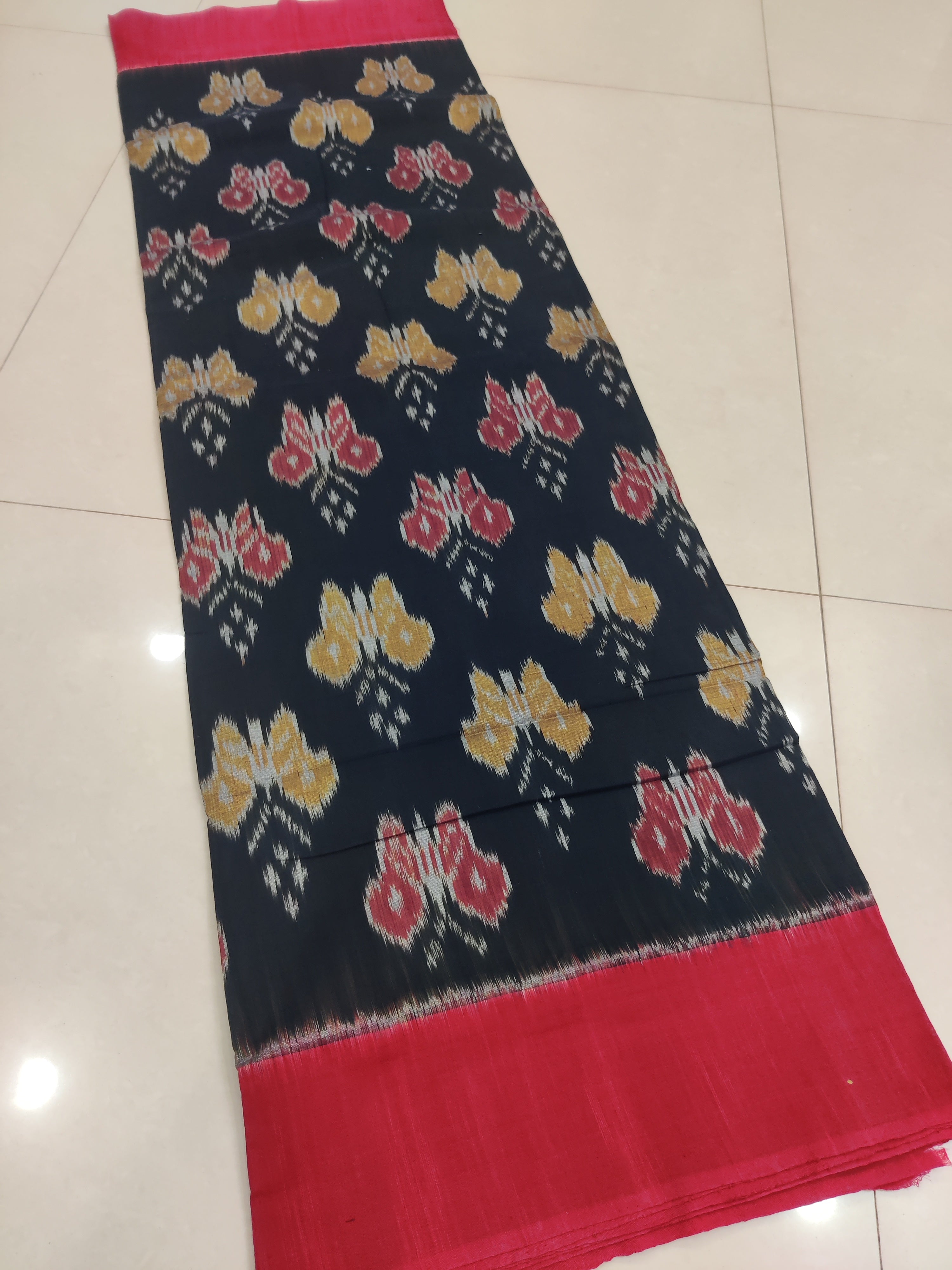 RED- MERCERISED PURE COTTON HANDLOOM POCHAMPALLY IKAT SAREE 120