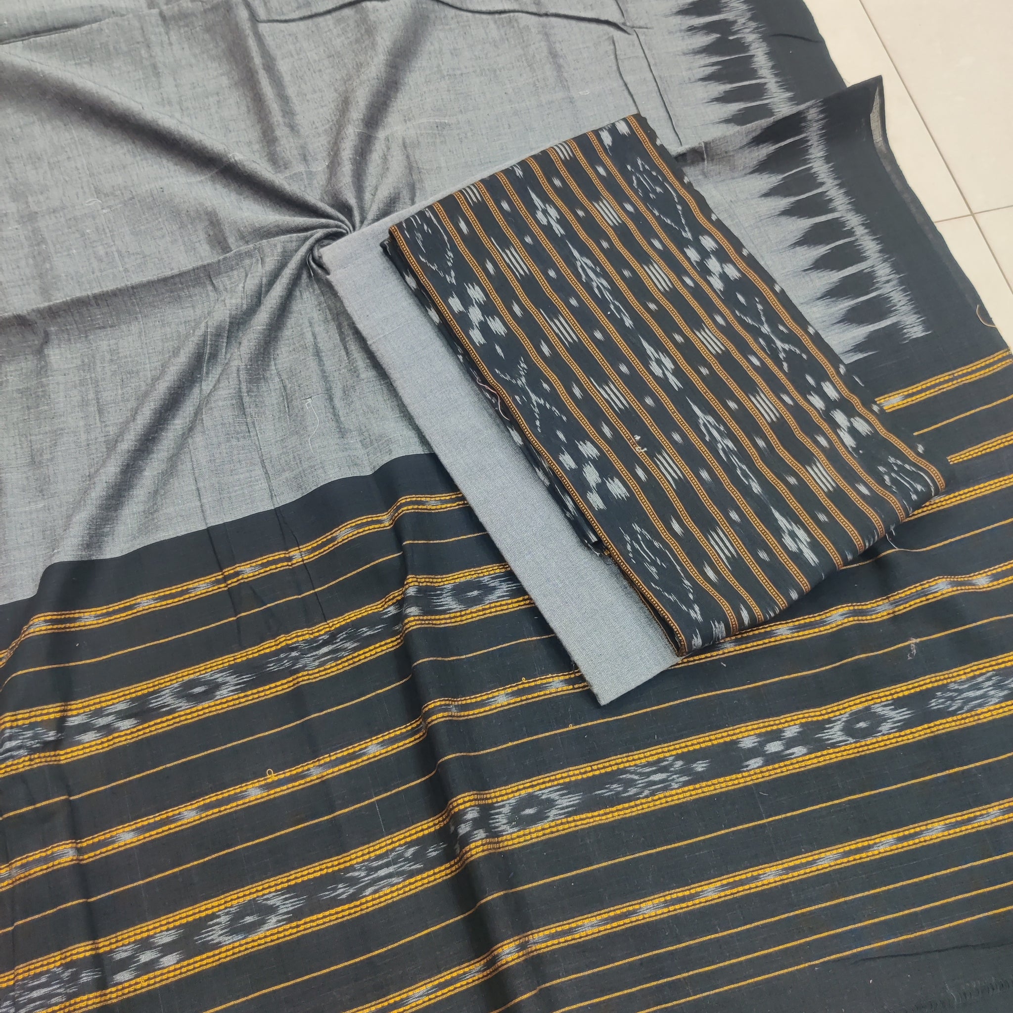 BLACK - 3PC Unstitched Sambalpuri Ikat Handloom Cotton Suit Fabric – 02