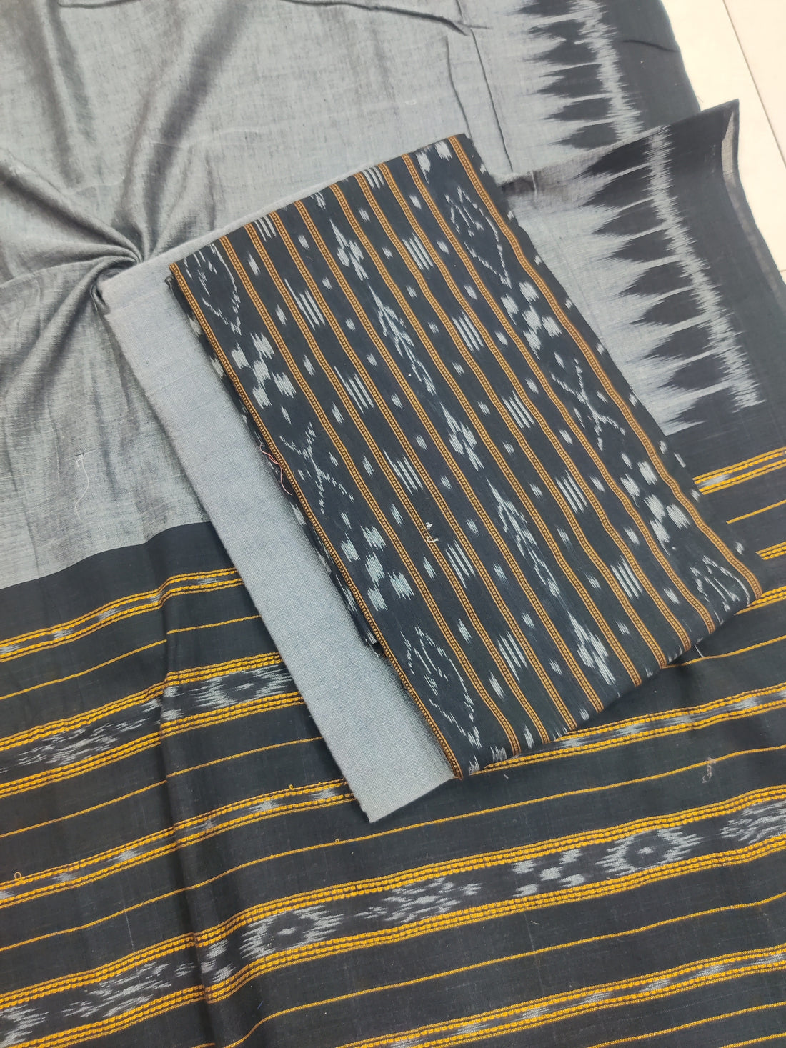 BLACK - 3PC Unstitched Sambalpuri Ikat Handloom Cotton Suit Fabric – 02