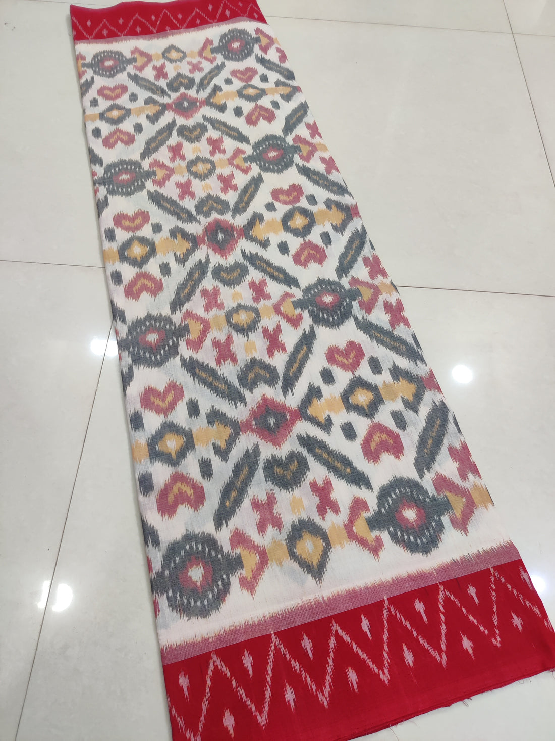 RED- MERCERISED PURE COTTON HANDLOOM POCHAMPALLY IKAT SAREE 126