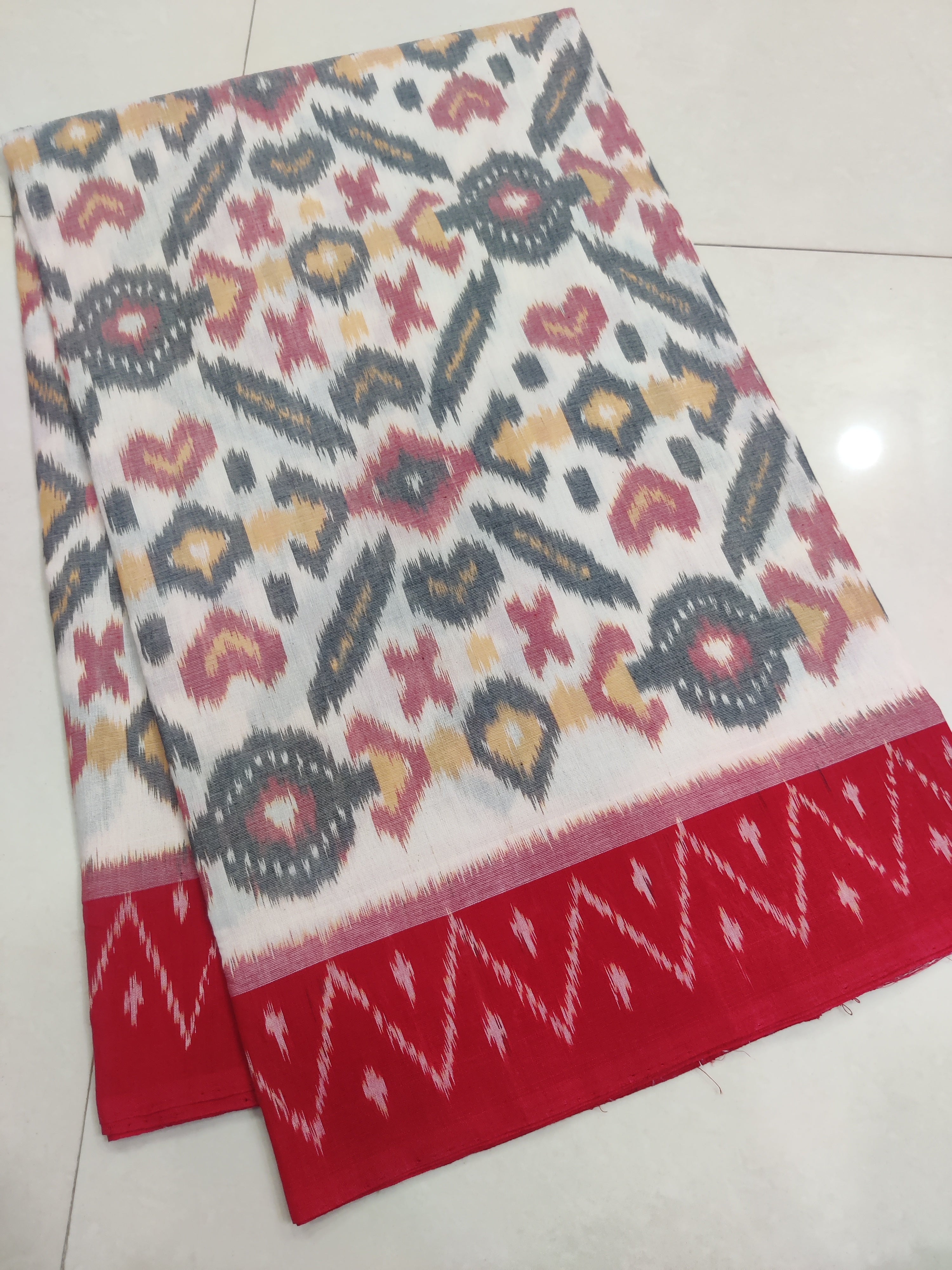 RED- MERCERISED PURE COTTON HANDLOOM POCHAMPALLY IKAT SAREE 126